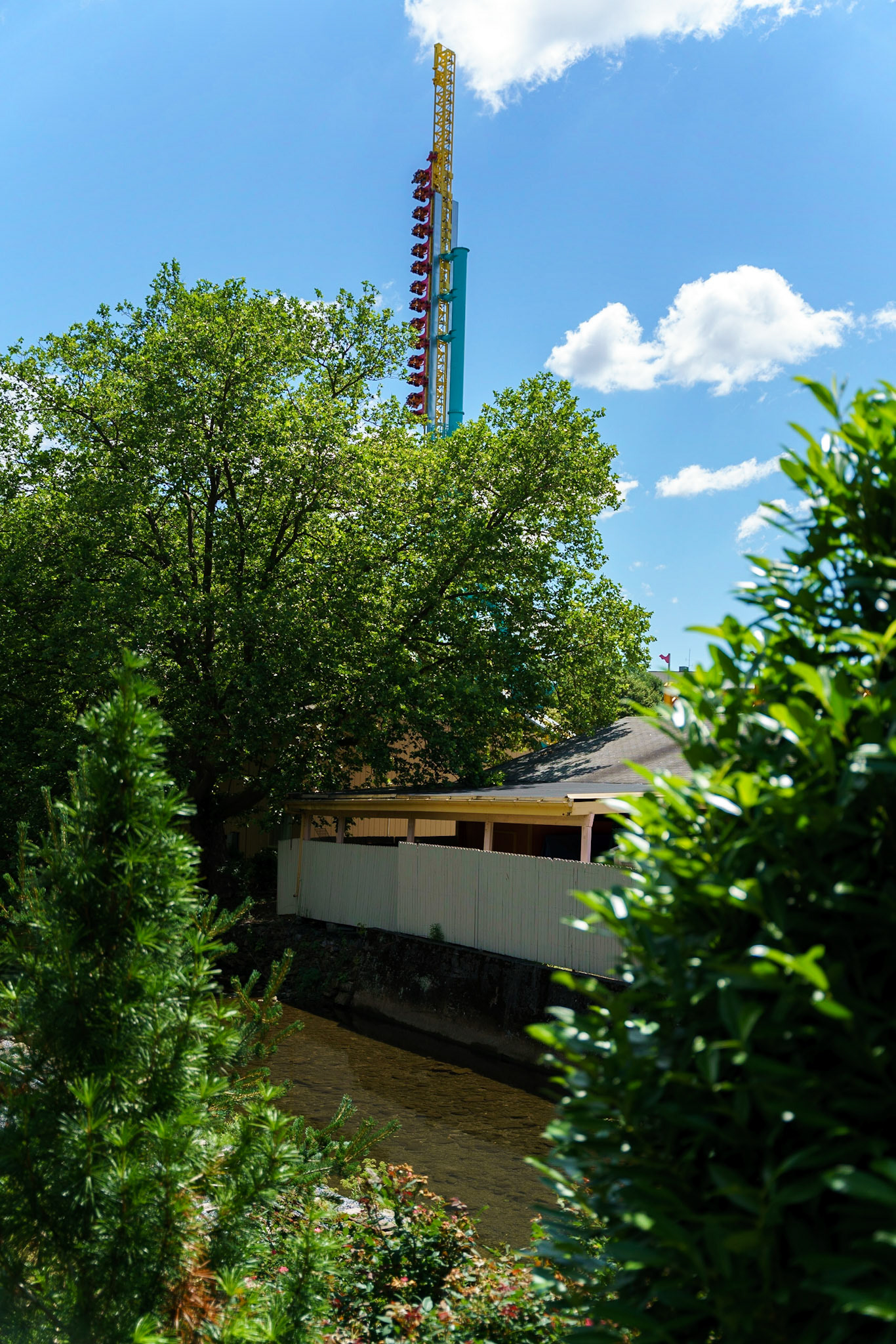 Photo by Jon Roost (www.jonroostphotos.com)