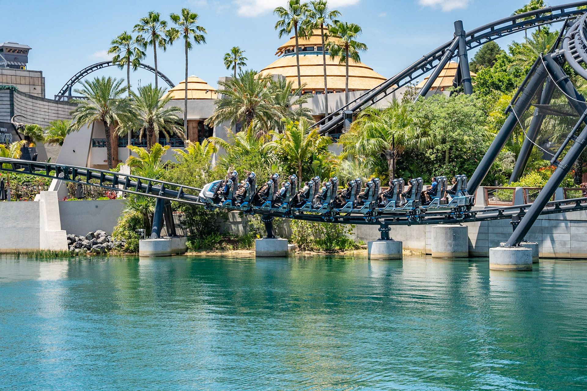 Photo by Jon Roost (www.jonroostphotos.com)