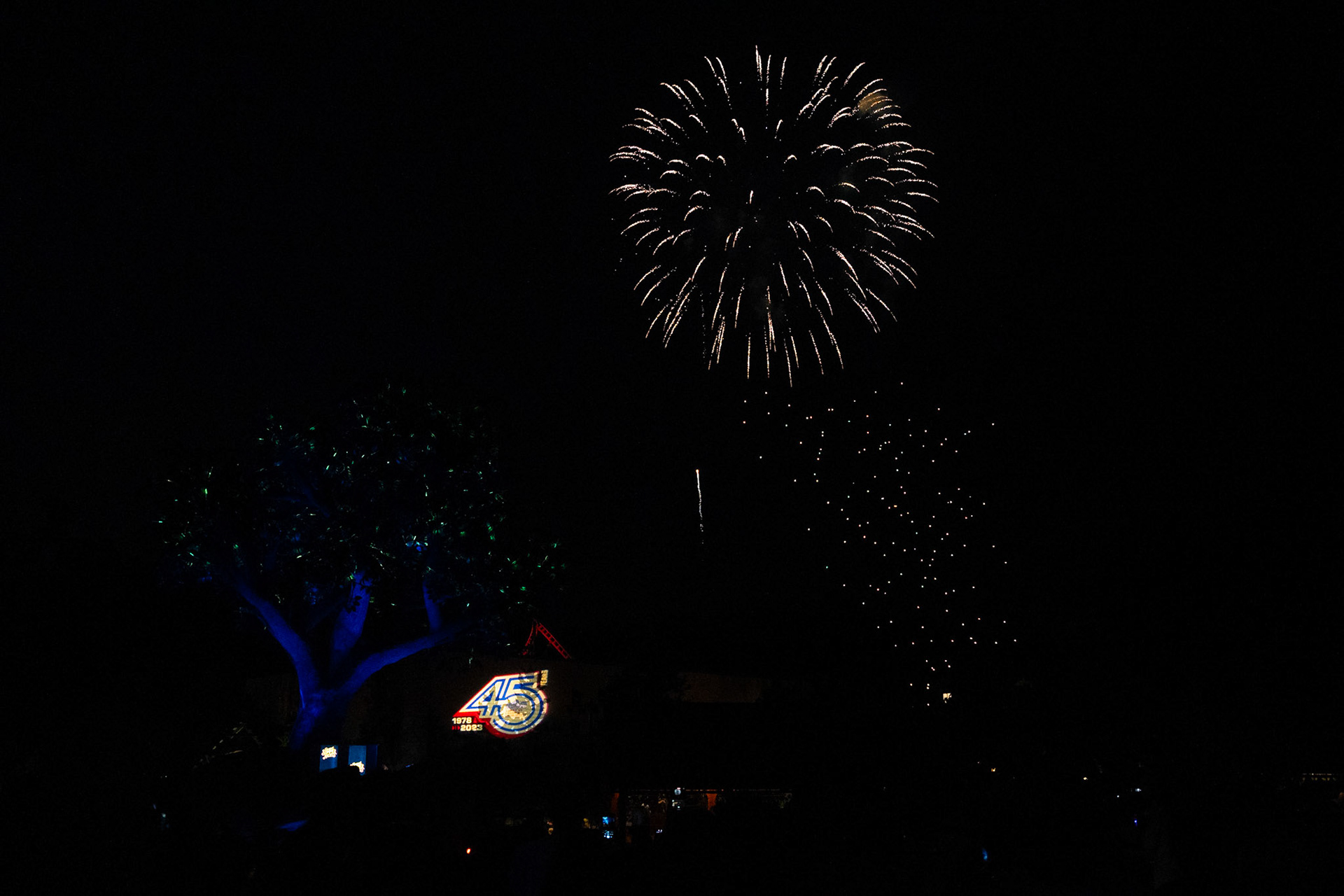 Photo by Jon Roost (www.jonroostphotos.com)