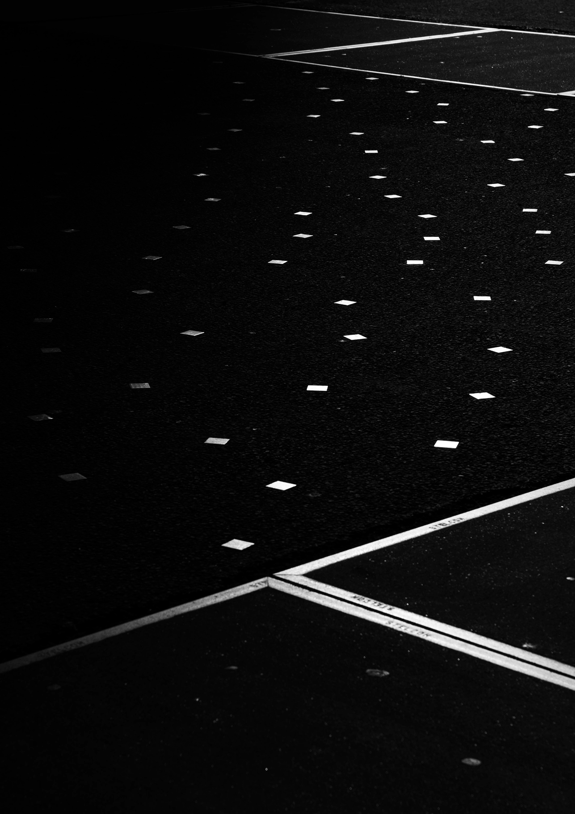 LOOKING FOR LIGHT 4 ©