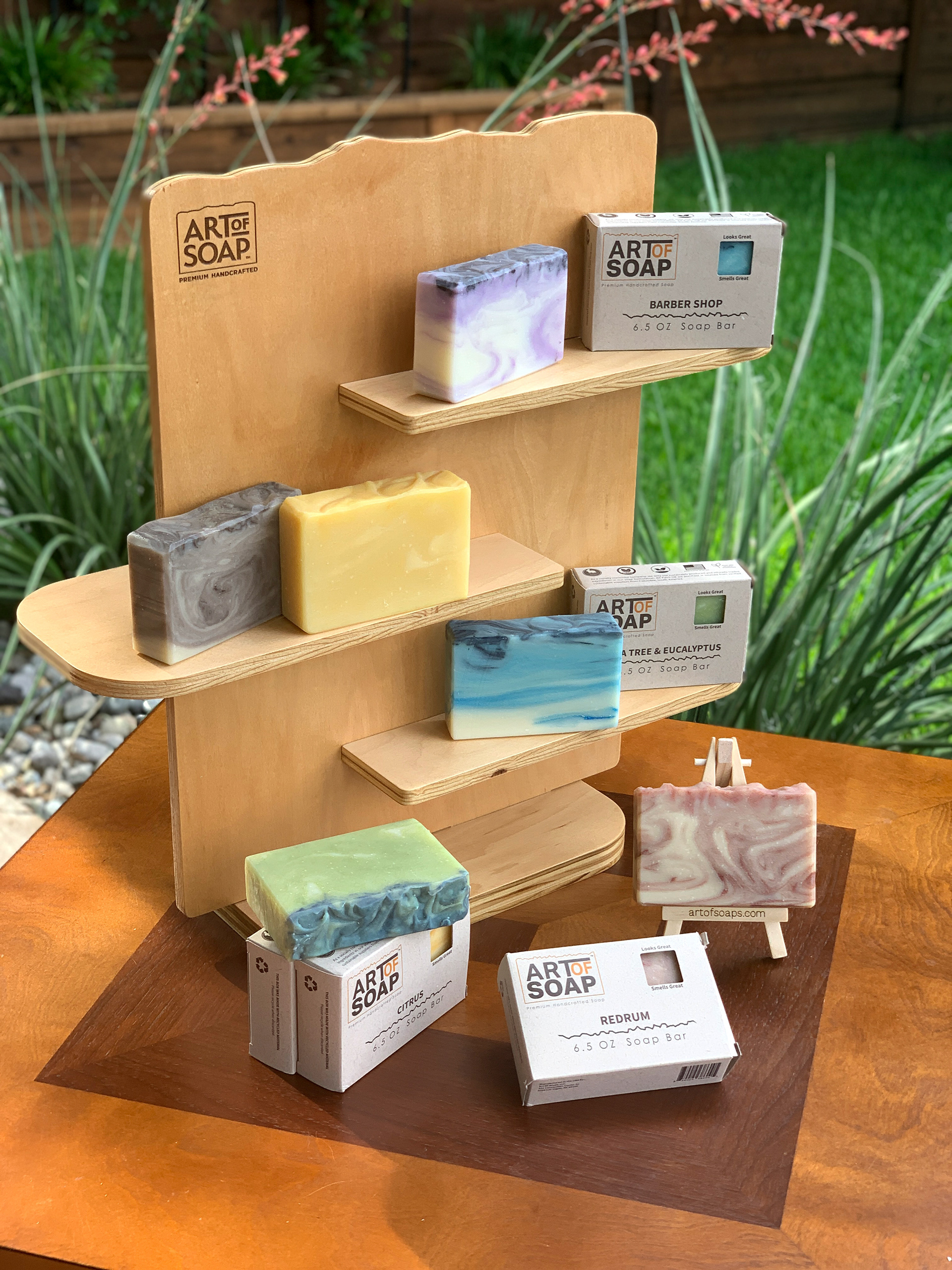 TRADE SHOW TABLE DISPLAY
