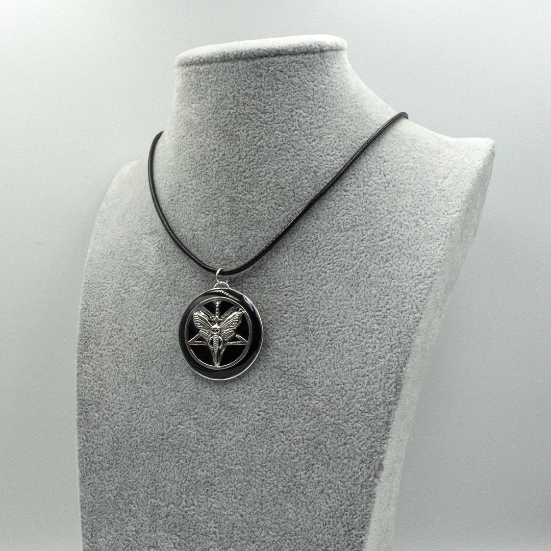 pendant 012