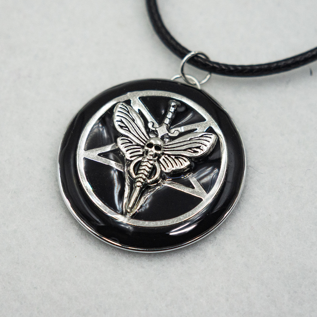 pendant 012