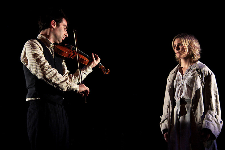 THEATRE - HAIM A LA LUMIERE D'UN VIOLON