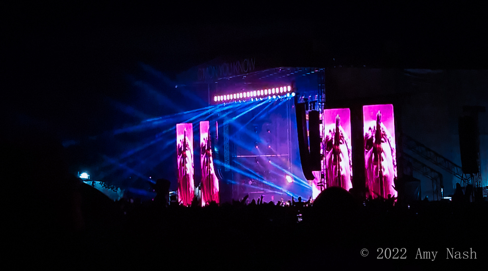 qualities awful on this one (thanks adobe) but its LG Knebworth so needs a feature :)