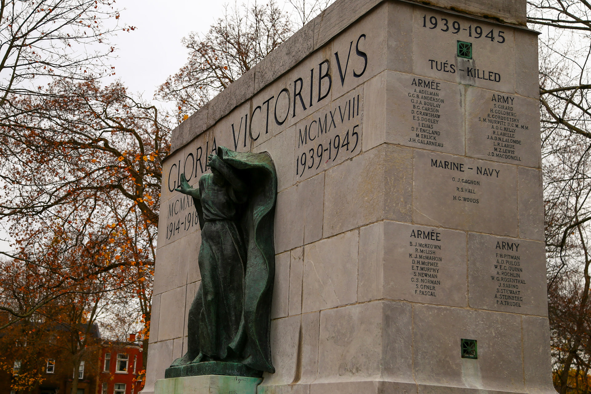 Le monument aux morts ou cénotaphe d'Outremont