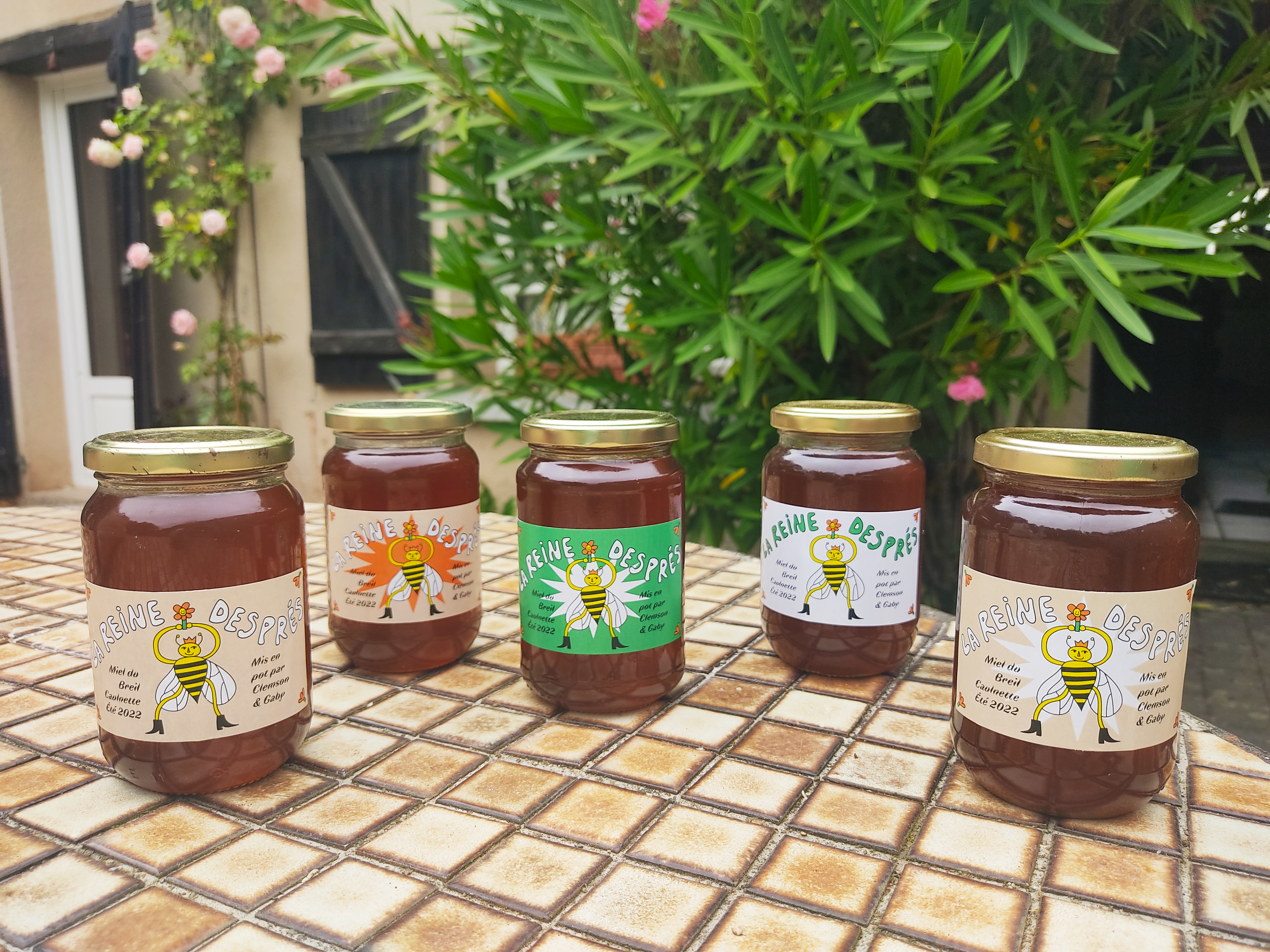 Pourquoi choisir une étiquette quand on peut en avoir quatre !