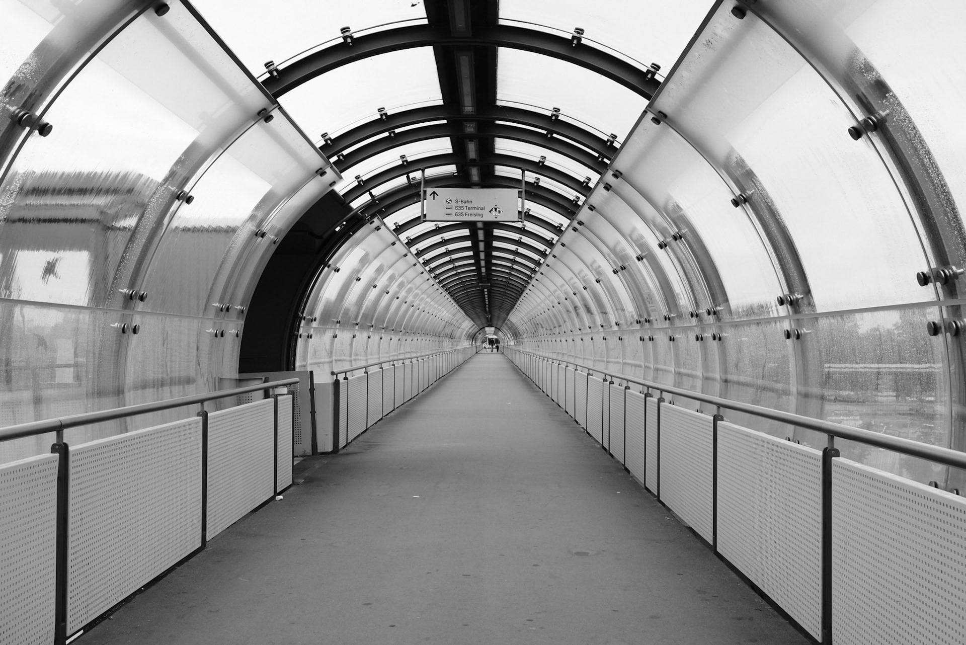 02.08.2025 / Reserve-Schicht nach Frankfurt und zurück - Fuji XE-3 mit XF27mm f2.8