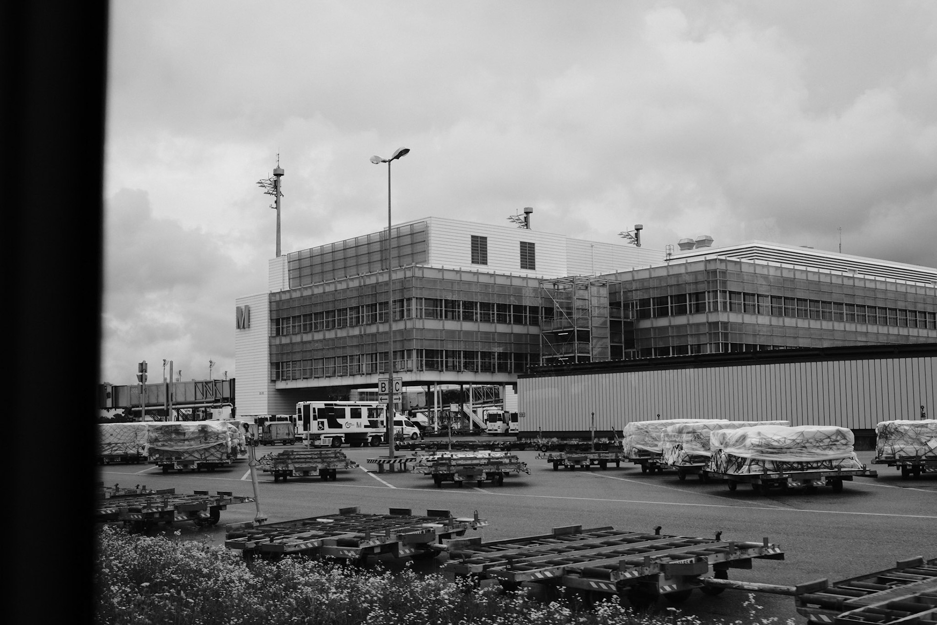 02.08.2025 / Reserve-Schicht nach Frankfurt und zurück - Fuji XE-3 mit XF27mm f2.8