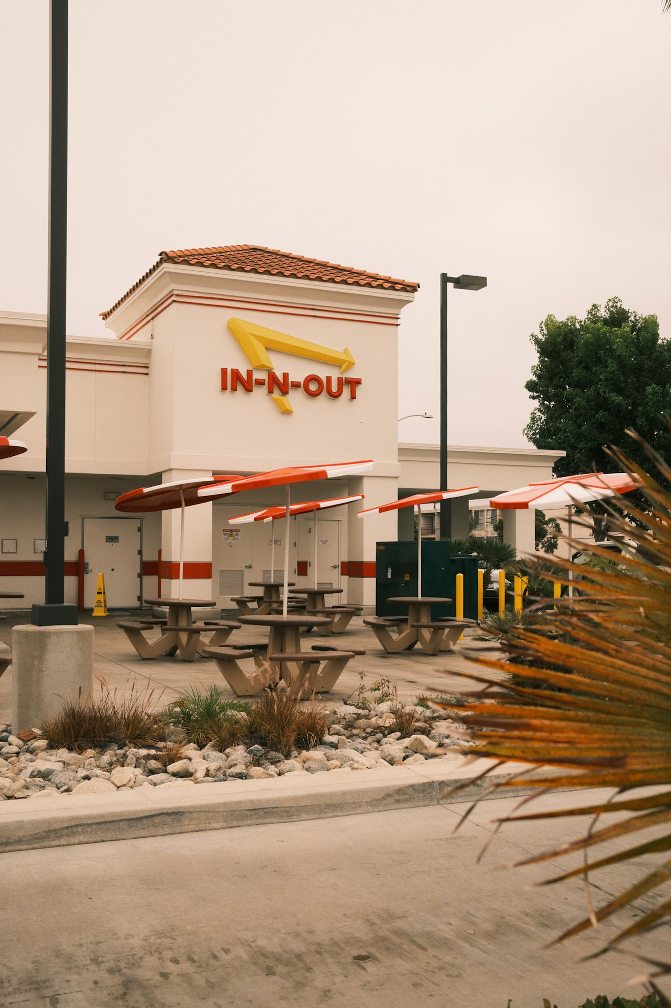 13.08.2025 / In'n'Out- Fuji X100VI