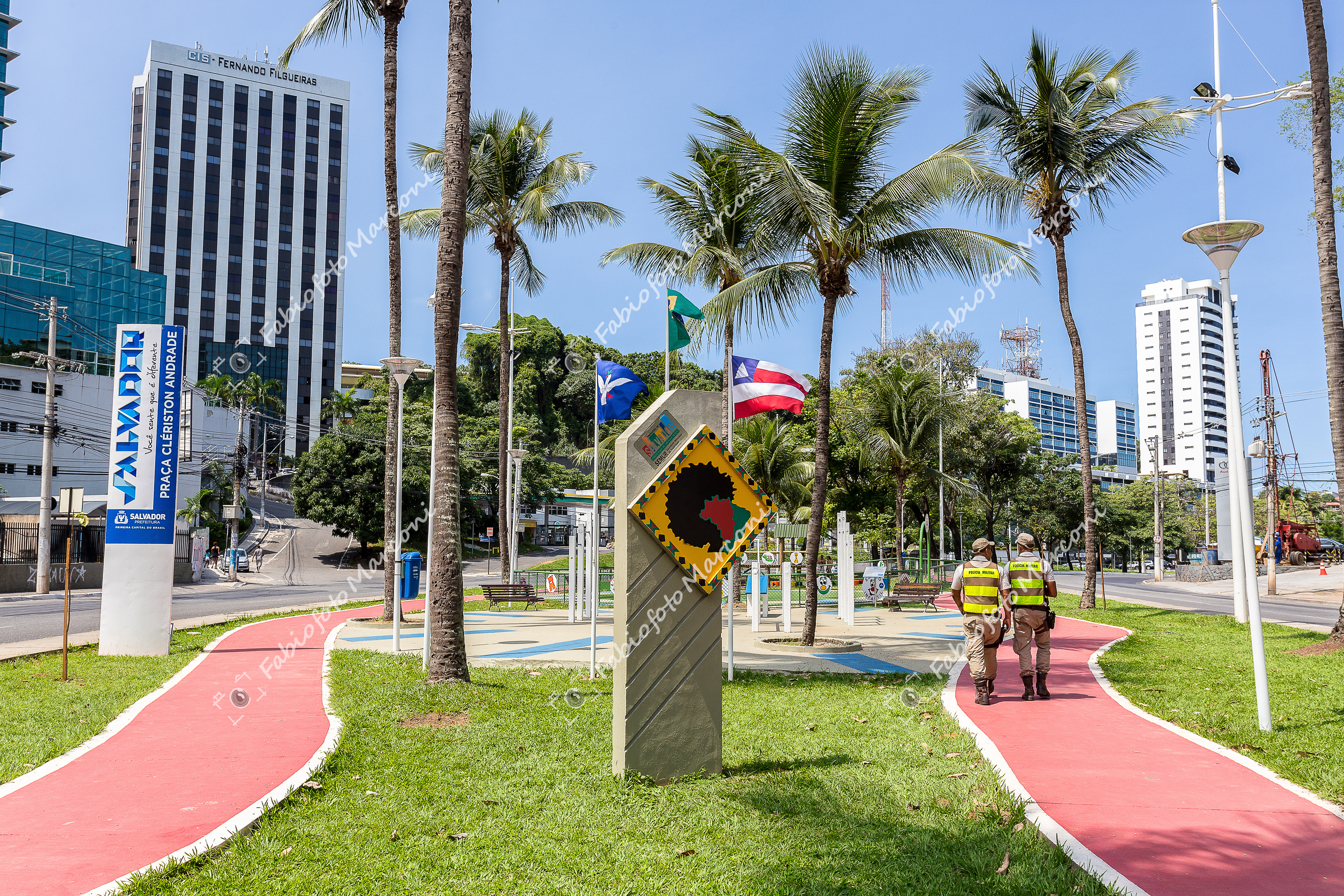 PRAÇA CLÉRISTON ANDRADE 10