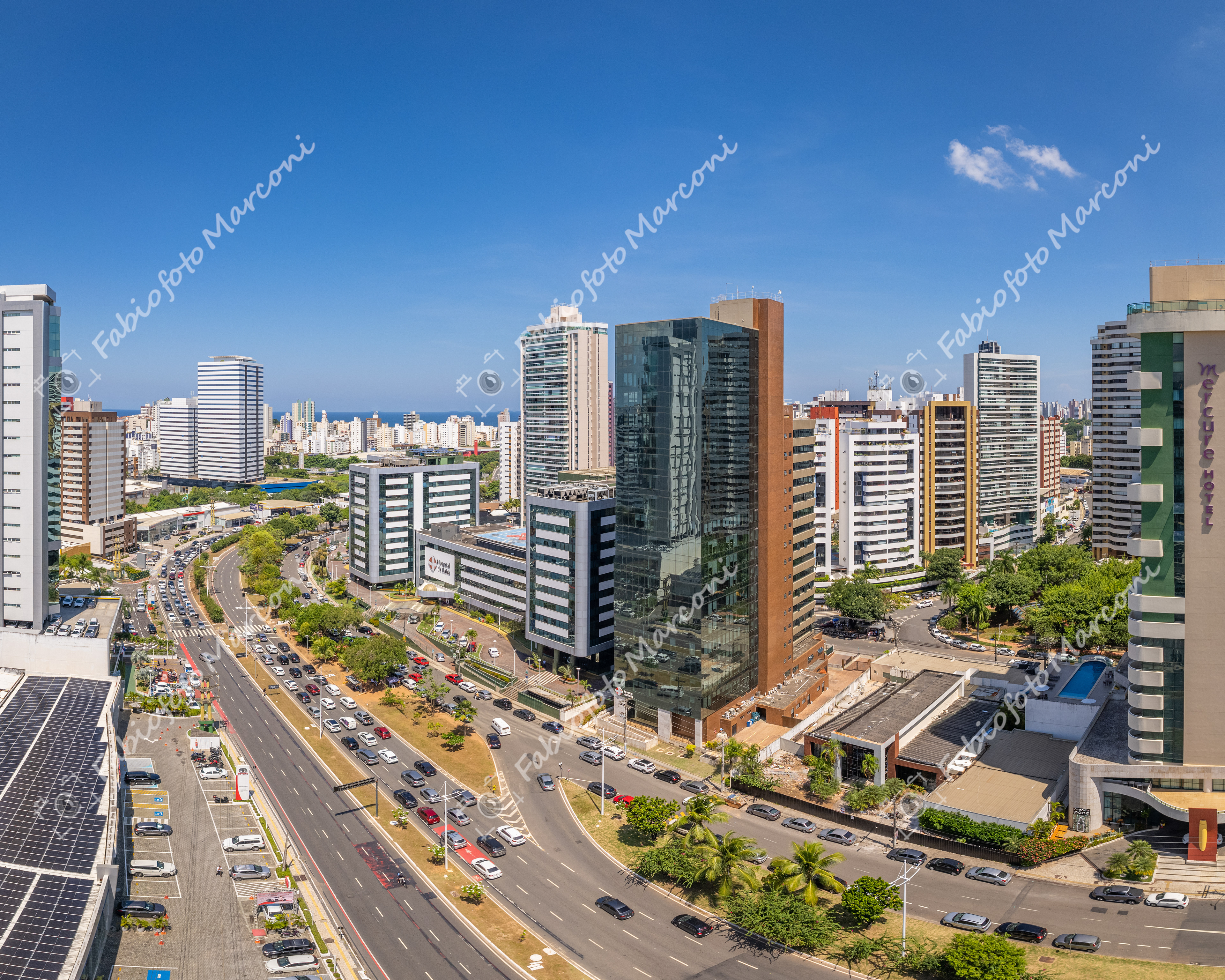 AVENIDAS - MAGALHÃES NETO 25