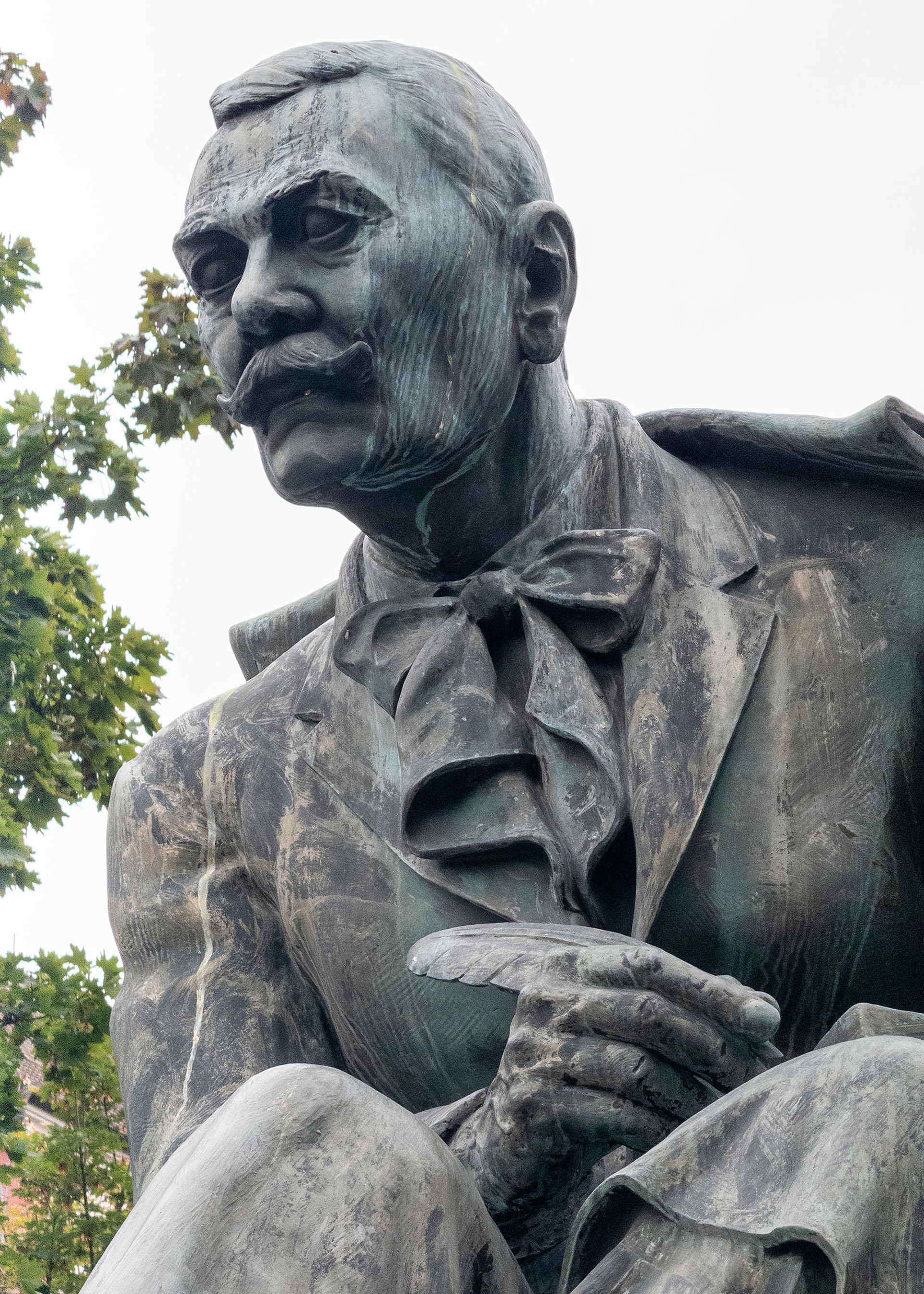 Statue of Pavol Országh Hviezdoslav © Nicholas V. K.