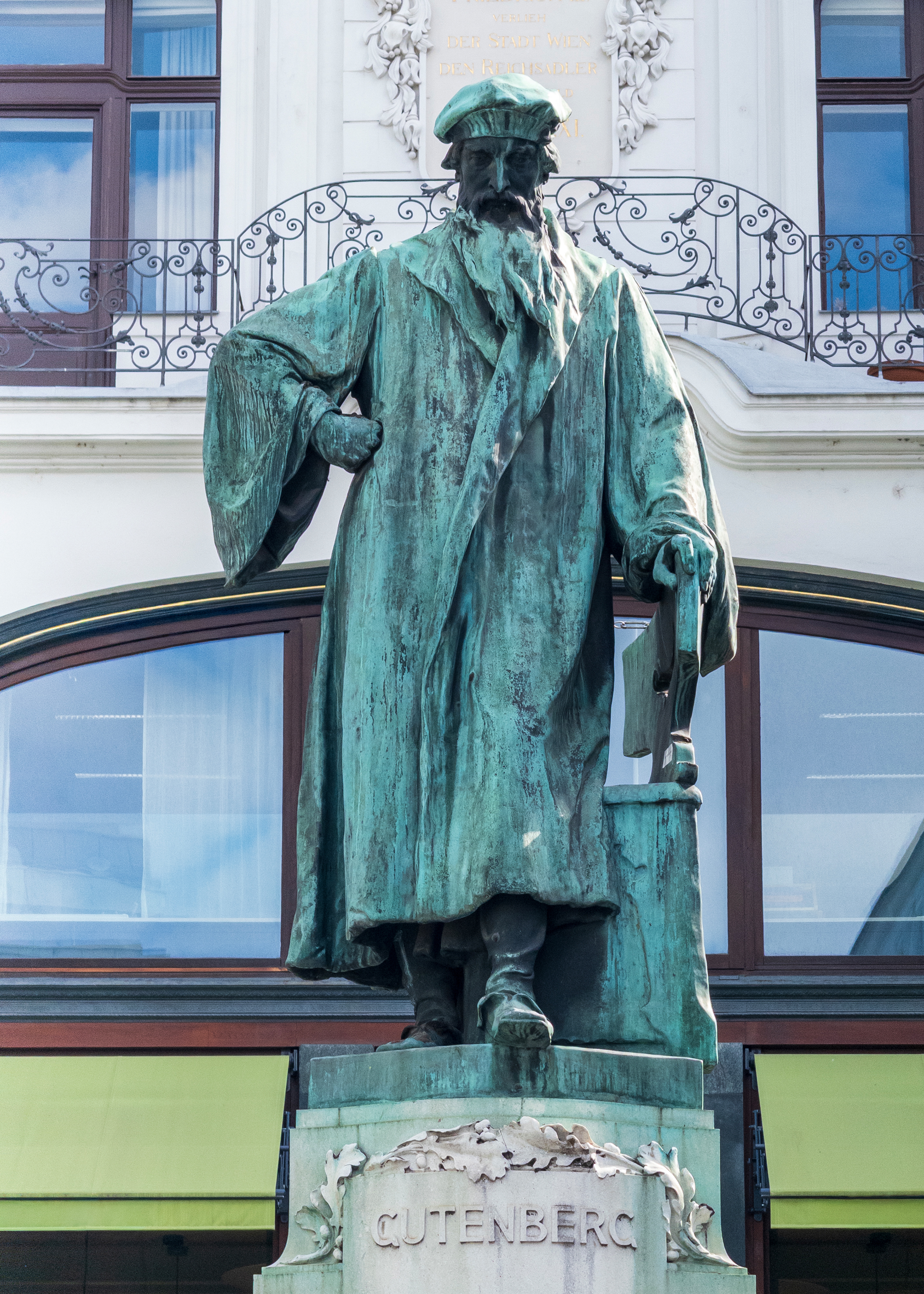 Gutenberg Statue, Vienna © Nicholas V. K.
