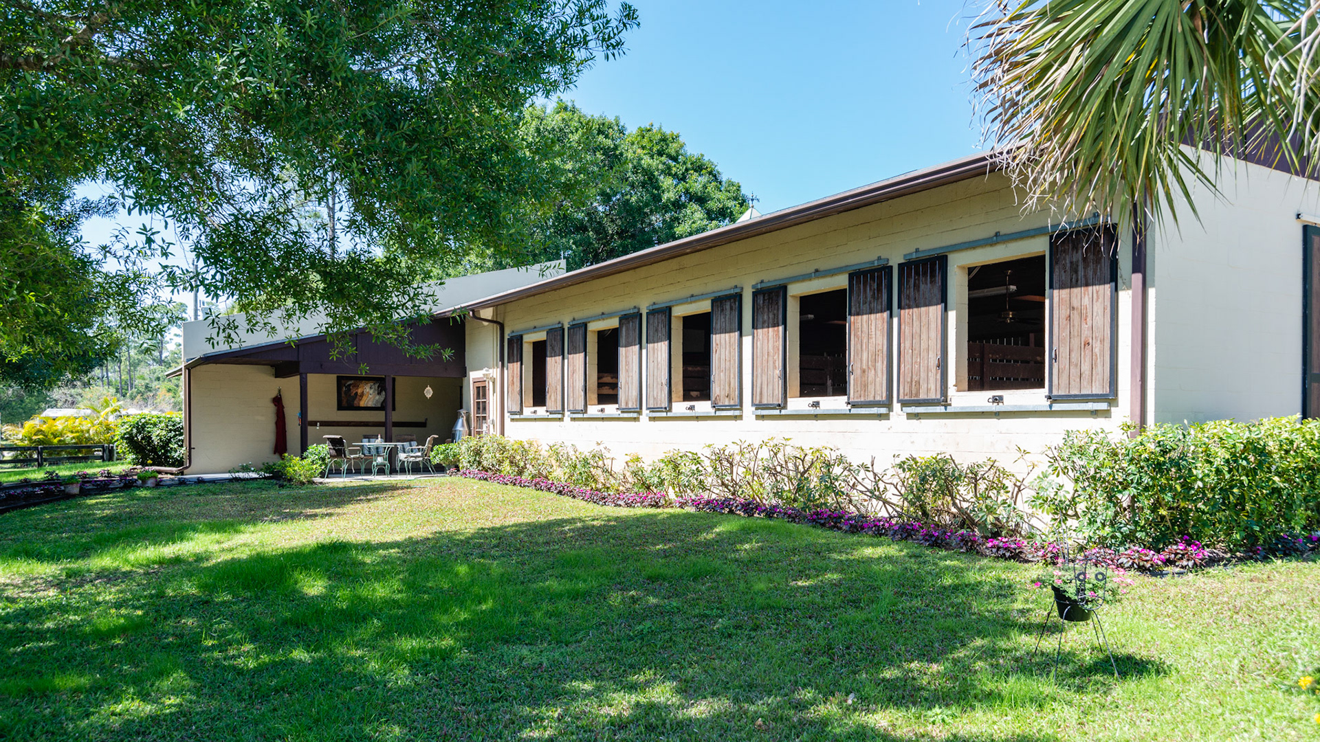 Loxahatchee, FL barn.