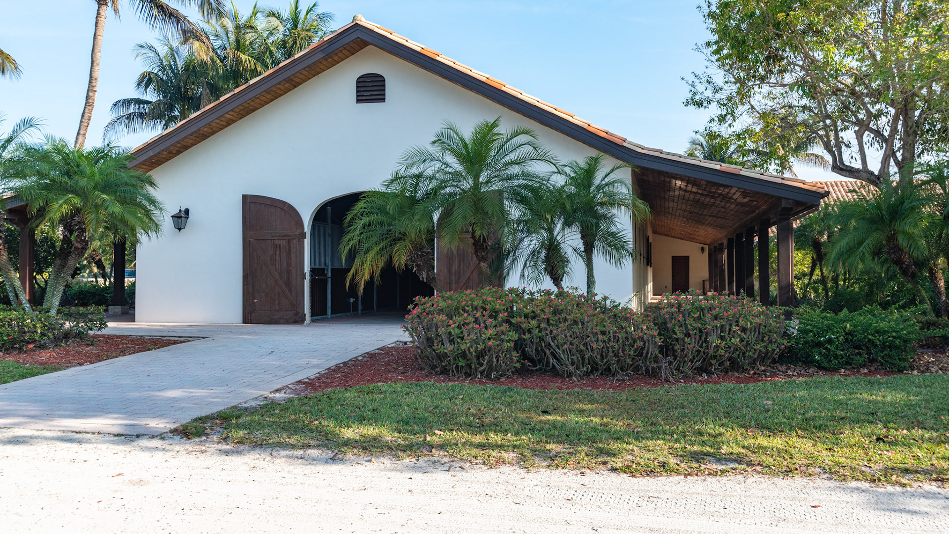 Wellington, FL barn