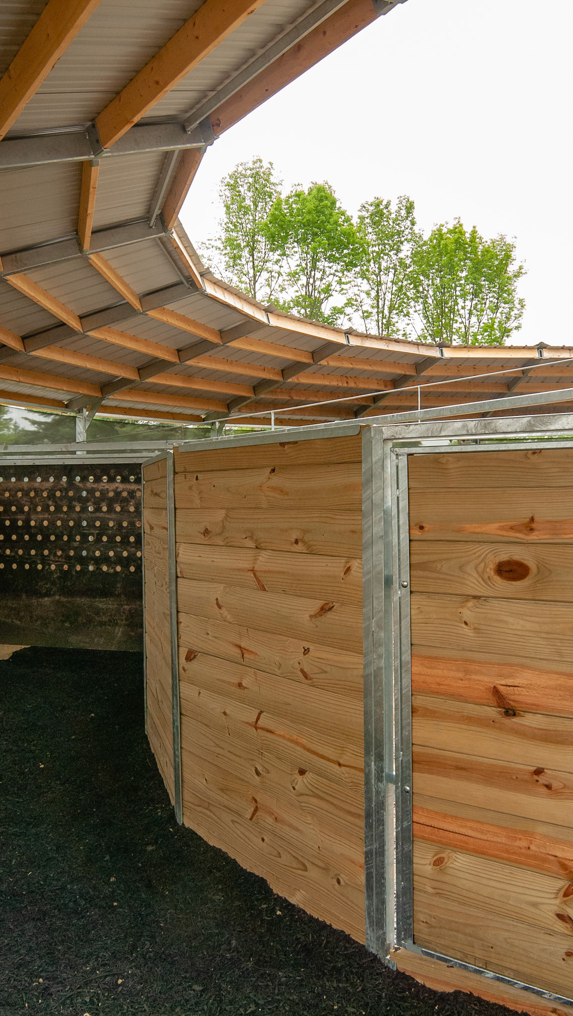 Covered walker details