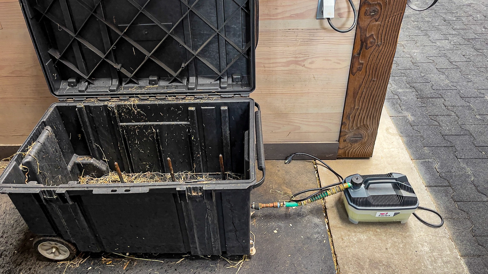 A home made hay steamer.