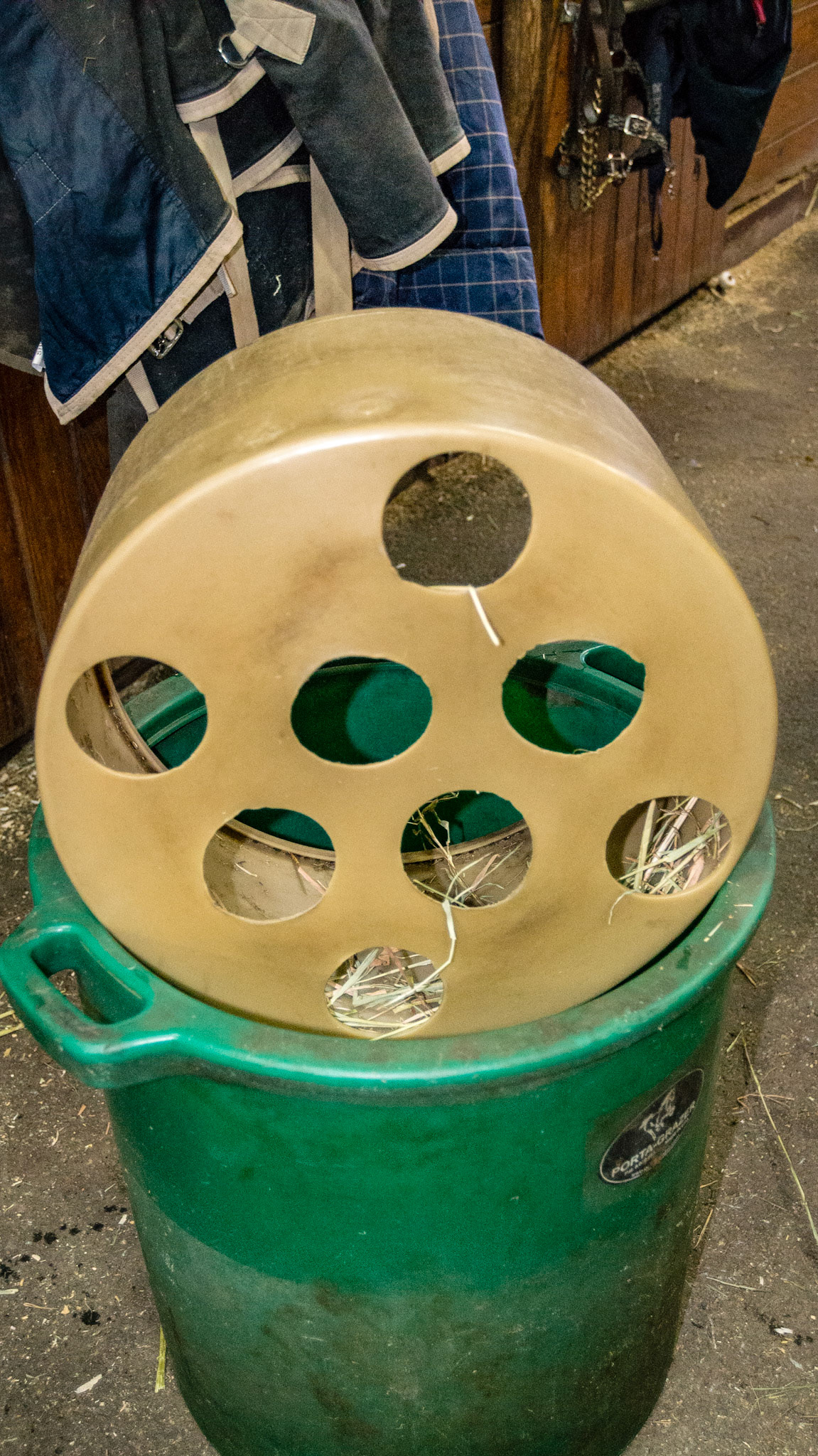 Porta Grazer - reduces hay consumption rate