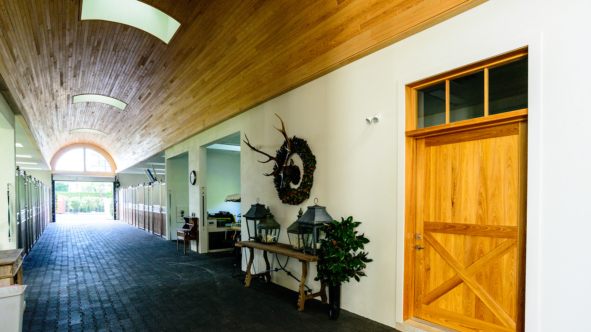 Beautiful sealed and stained tongue and groove finished ceiling.