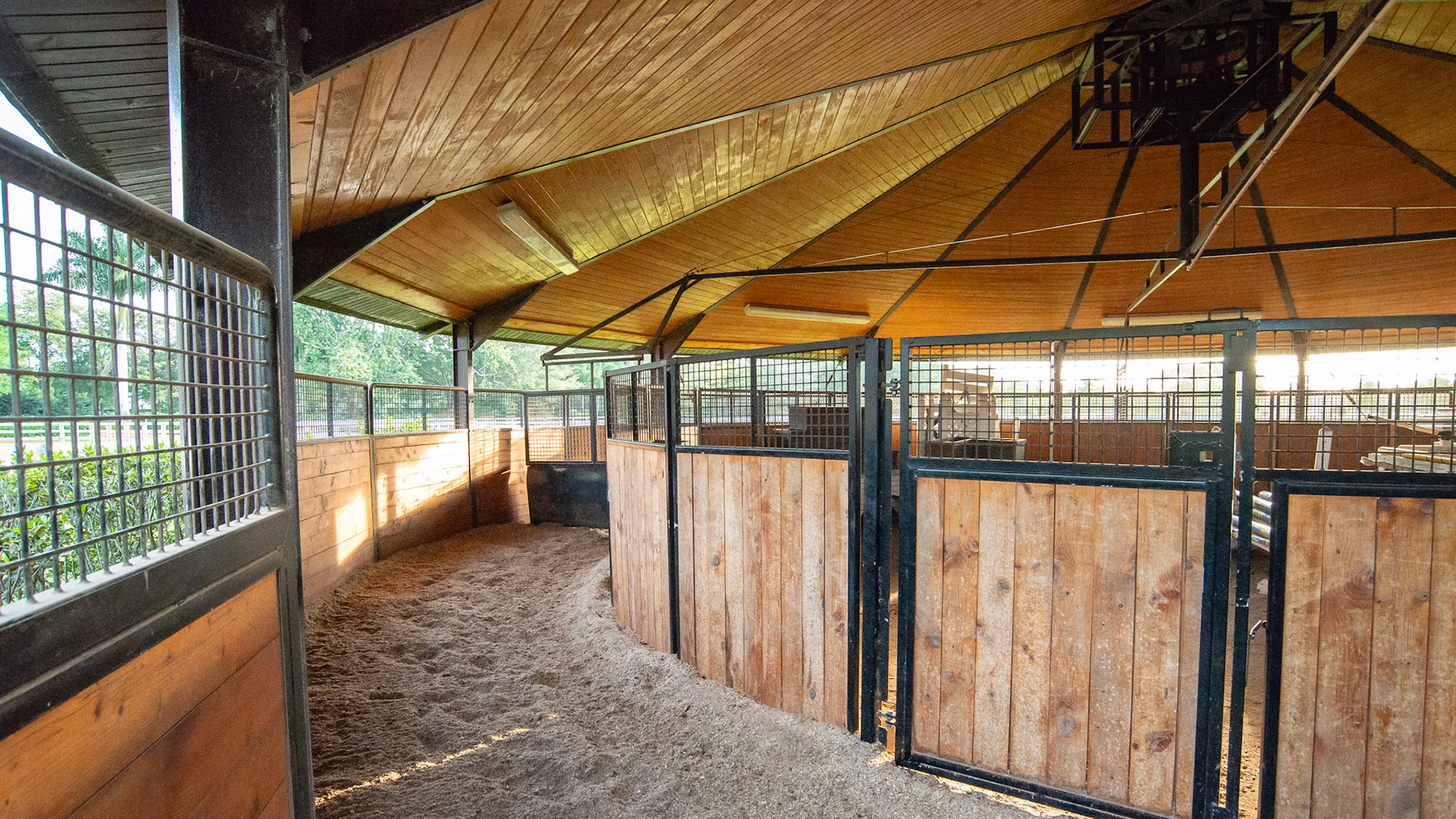 Indoor walker details