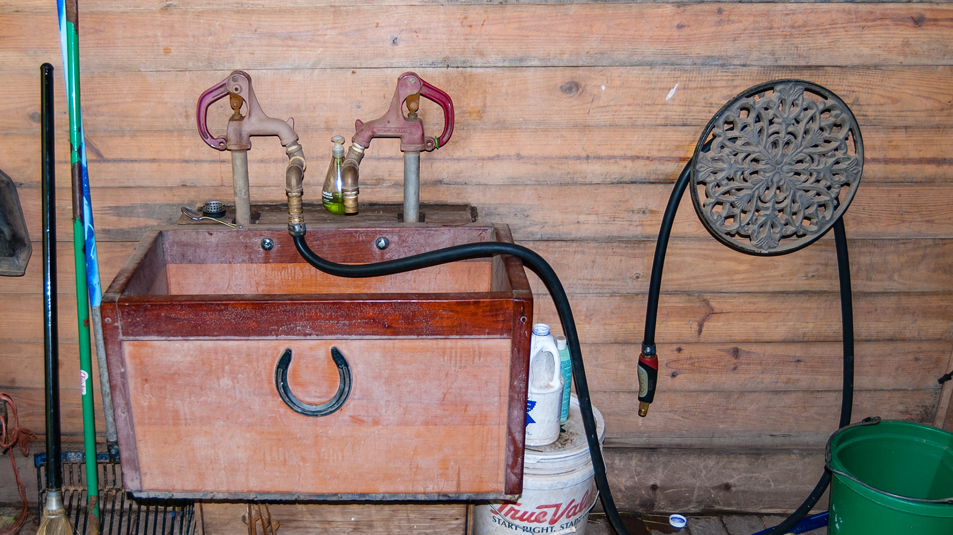 Hot and cold hydrants with a decorative sink