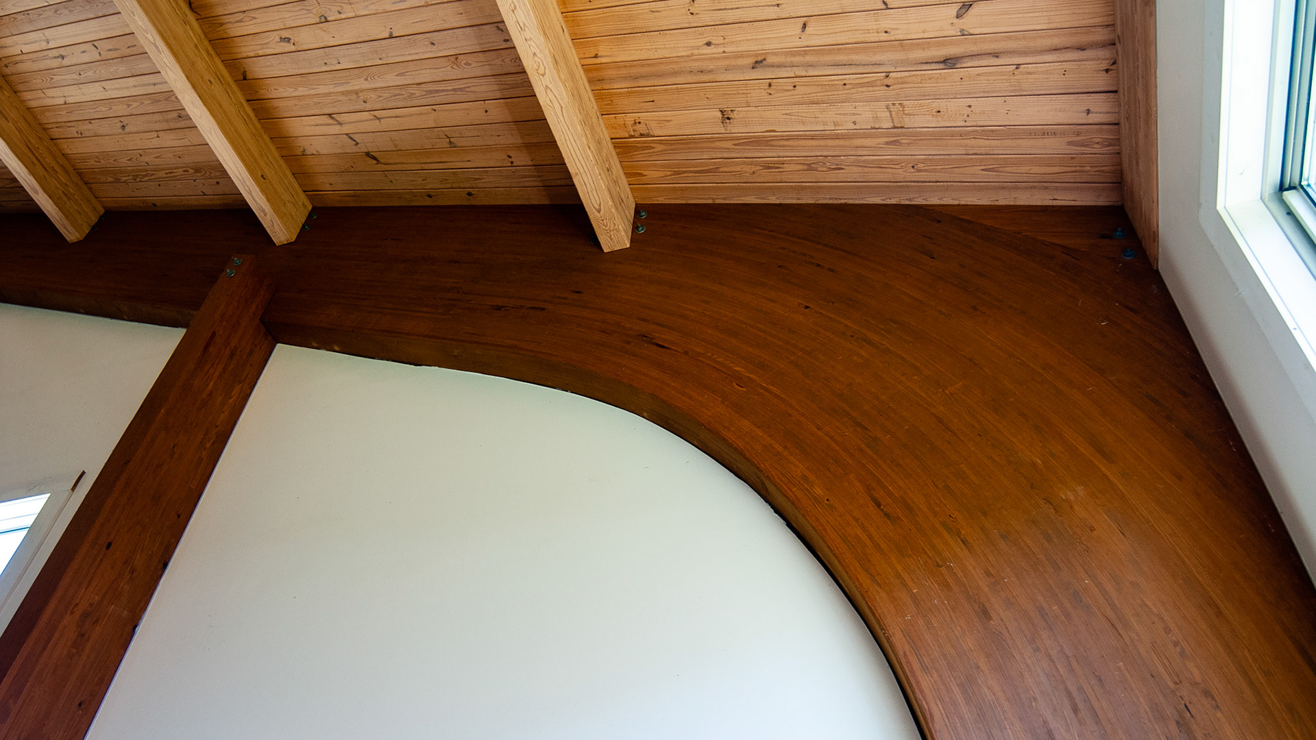 Custom laminated arena truss and post