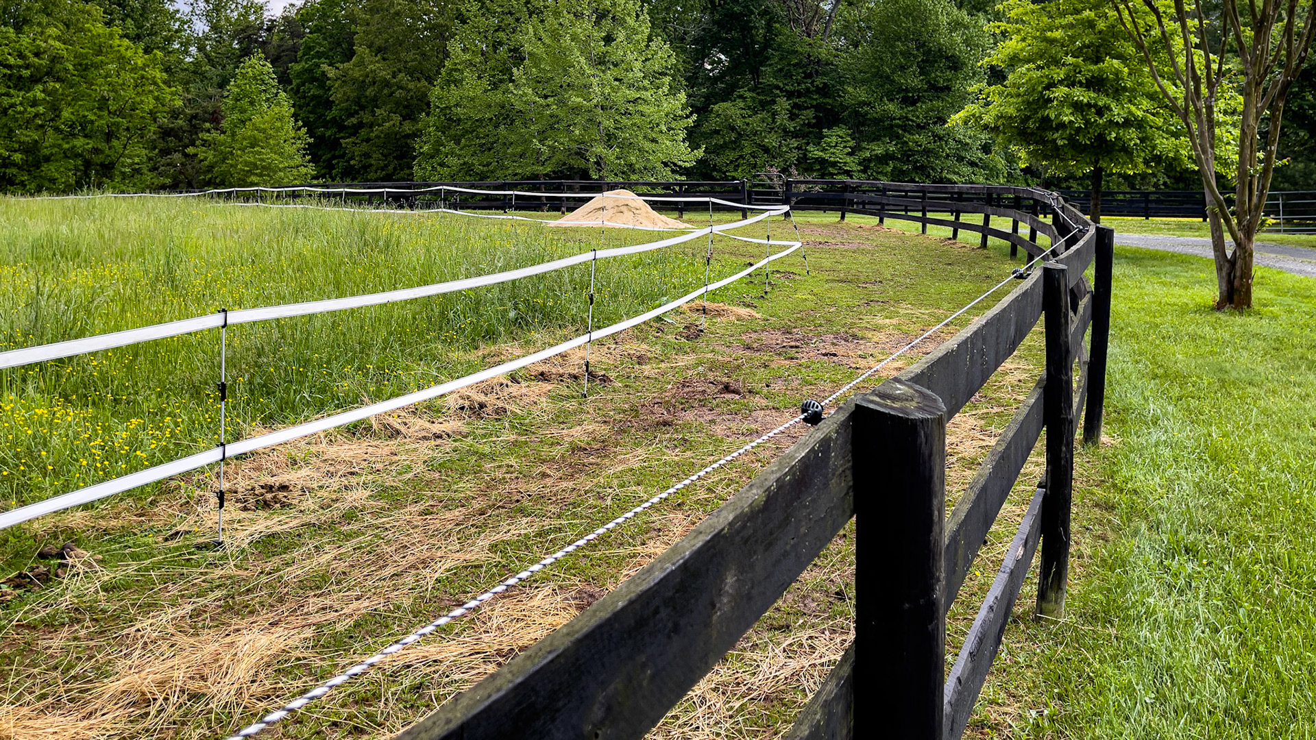 Track feeding system.