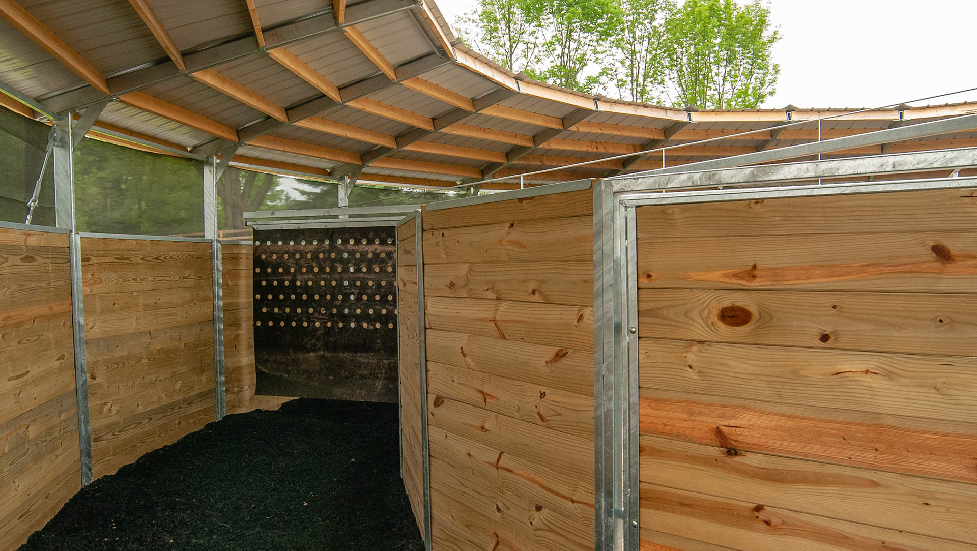 Covered walker details