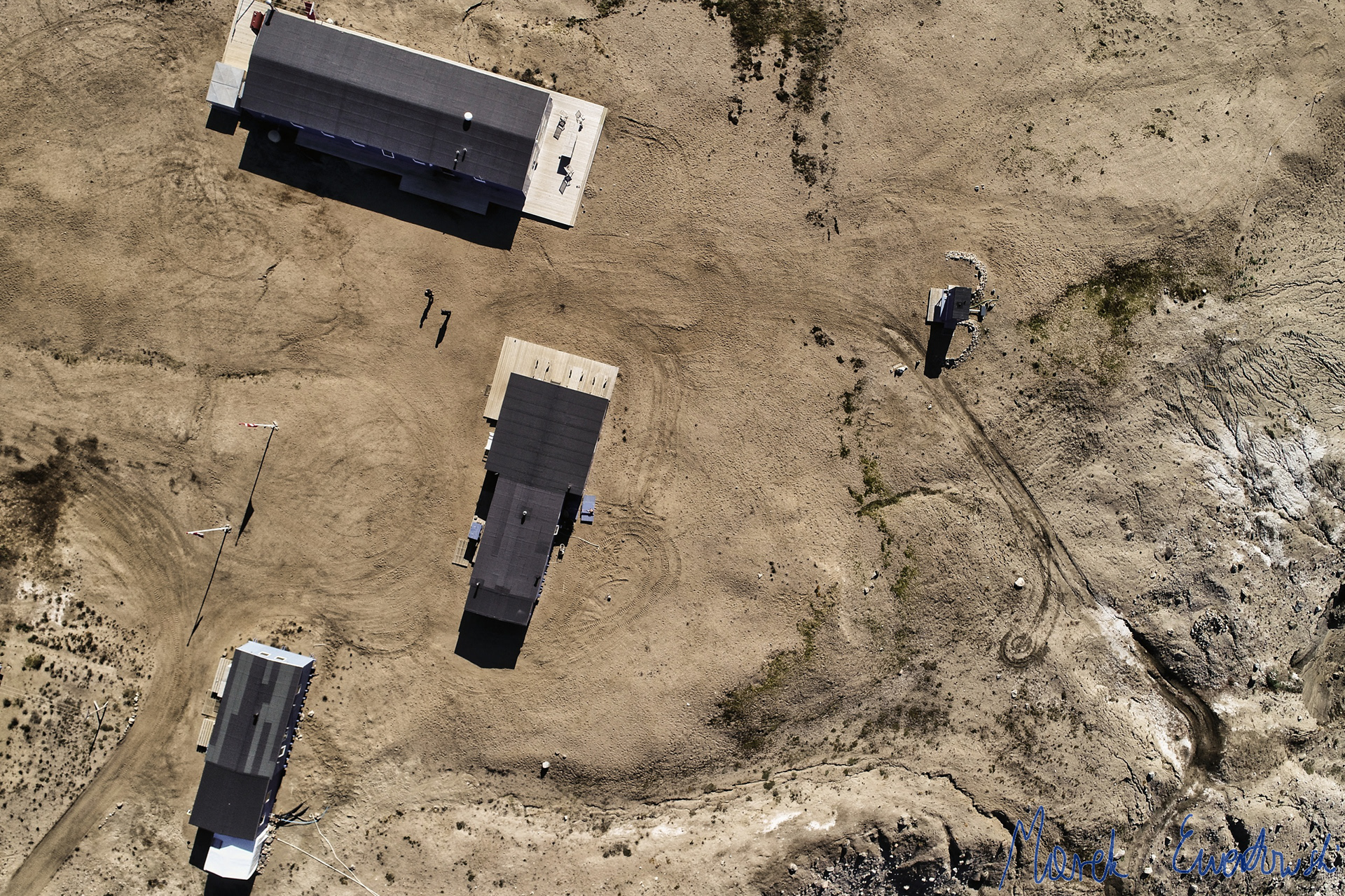 The Zackenberg Research Station, established in 1995, provides access to the field-based observations in the Zackenberg valley, northeast Greenland.