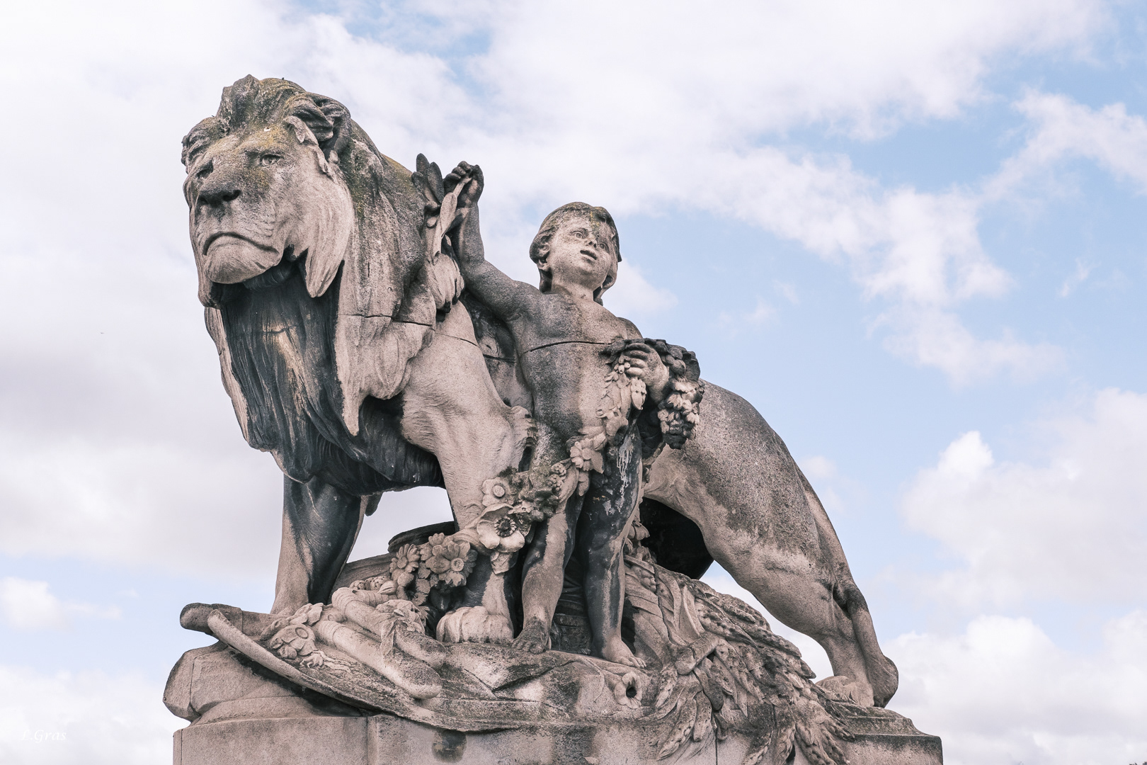 Entre le 7ème et le 8ème arrondissement