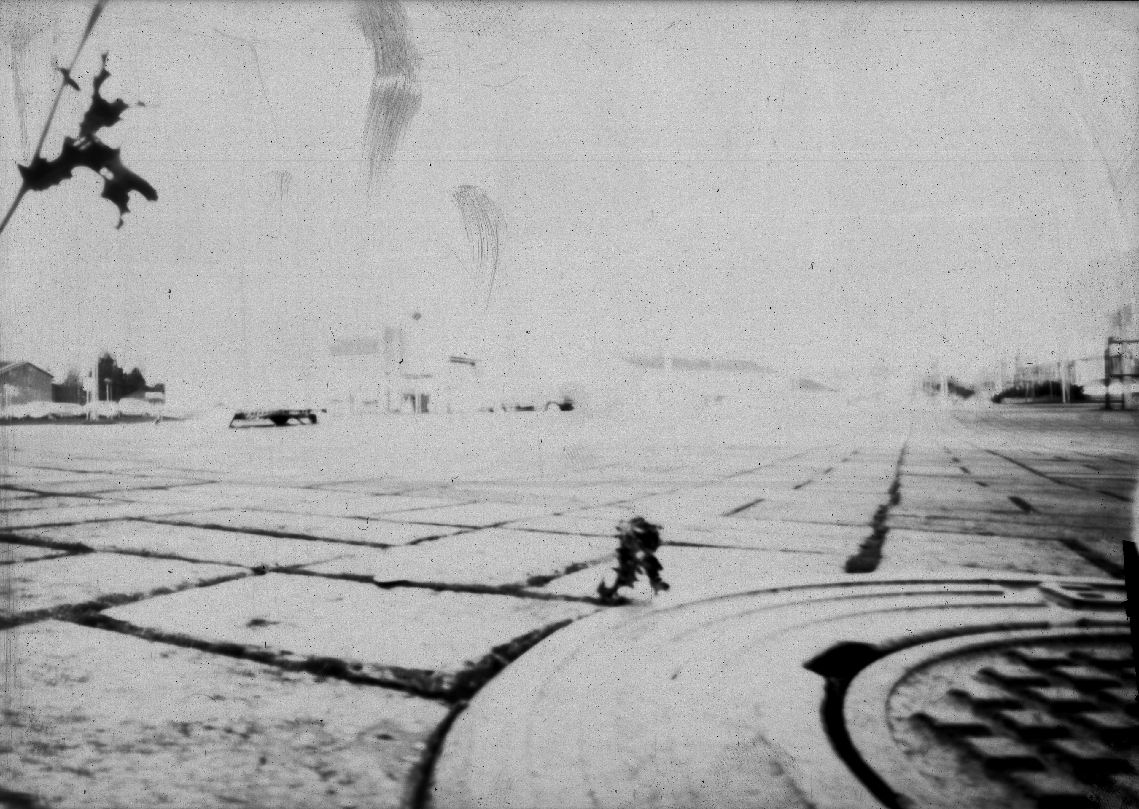 My first pinhole-photo. Explosure about 10 min, but it was a little bit too long.