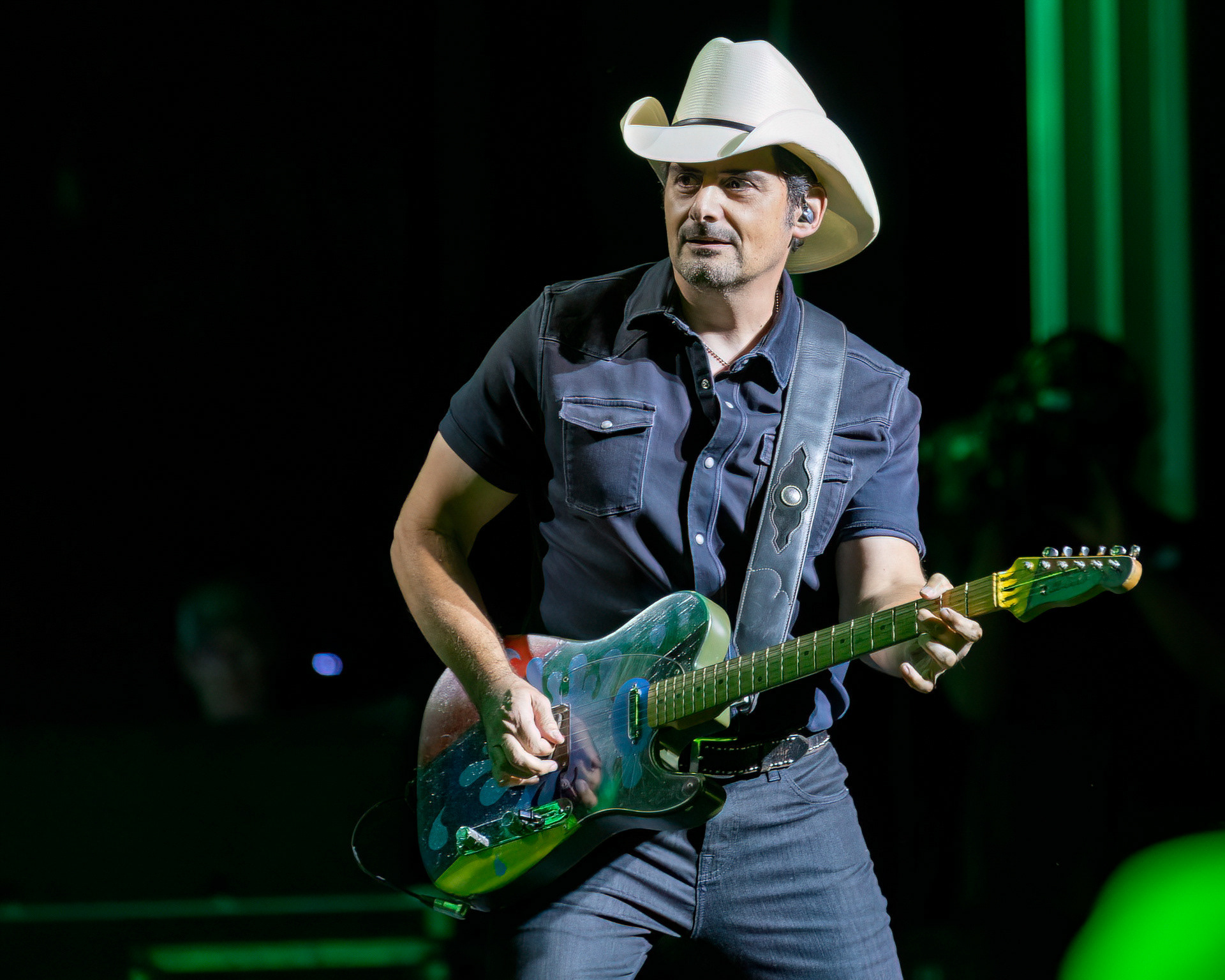 Brad Paisley - Lakeview 2022