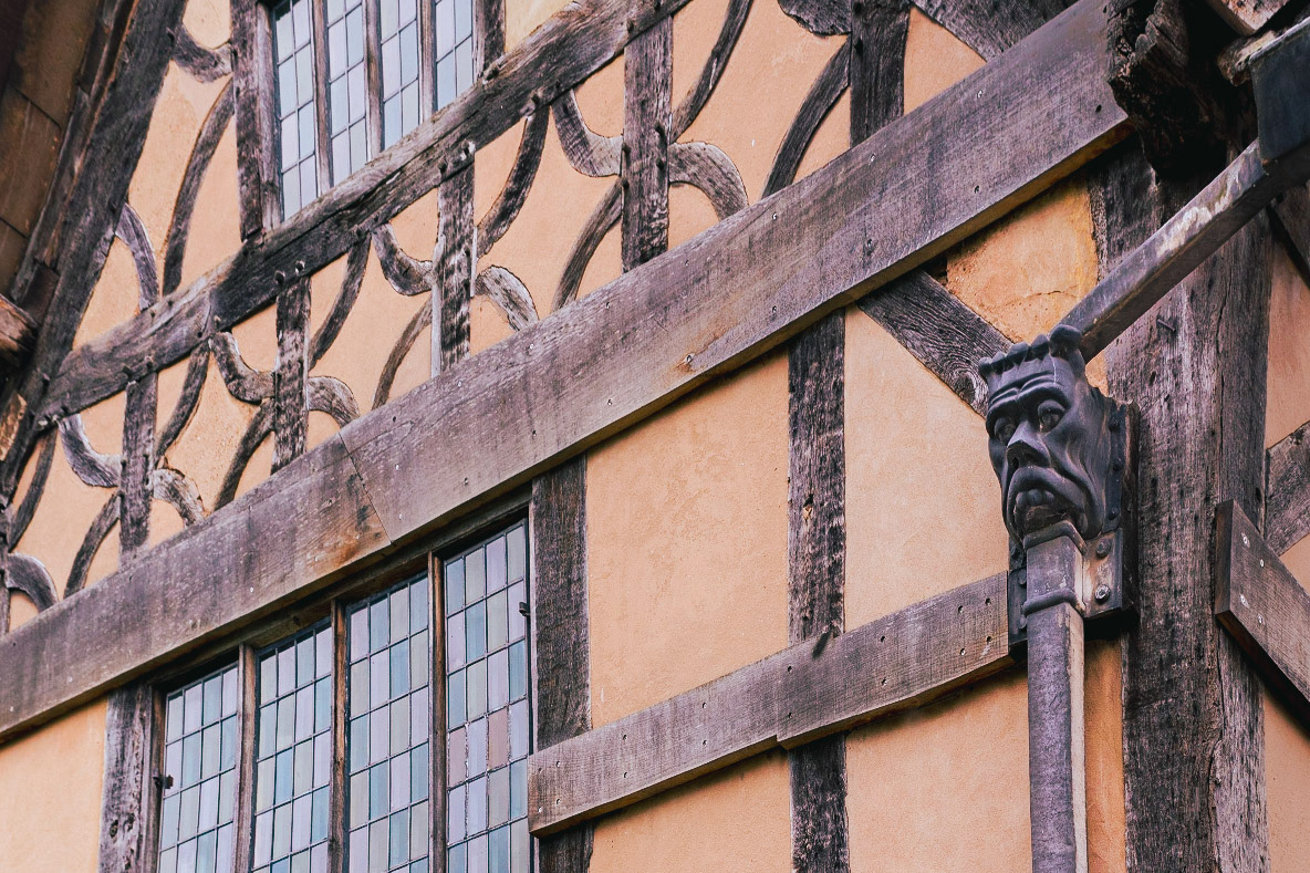 Looking Drained: Shakespearian building, Stratford-upon-Avon