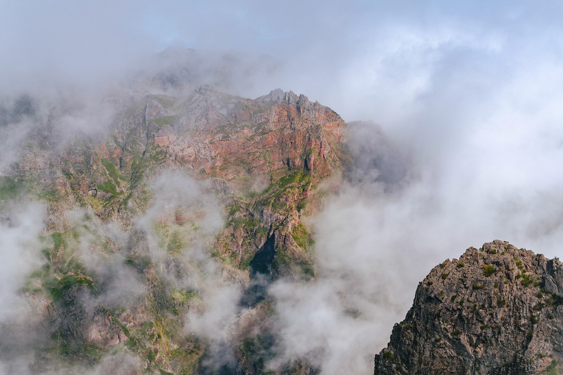 Mountain Views of Madeira (5of6): Through the Cloud