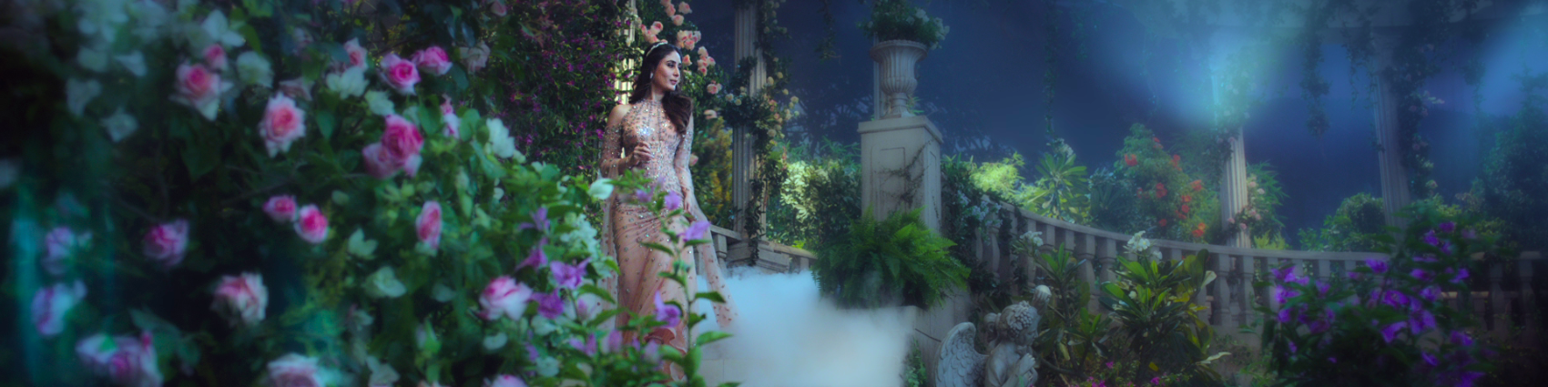 Indian Actress Kareena Kapoor Khan features in Ad Film by Directors Ranadeep Bhattacharyya and Judhajit Bagchi of Yaanus Films Mumbai