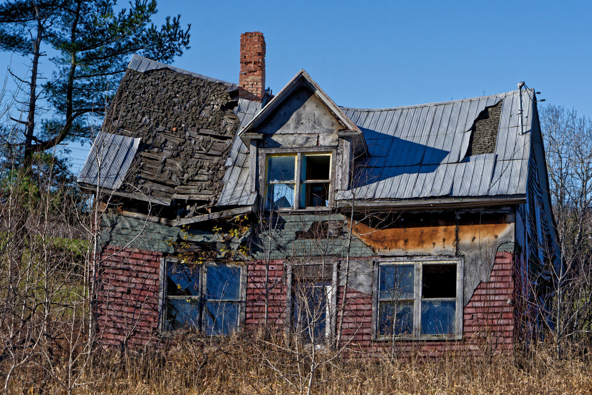 Ruines - Michel Paquin