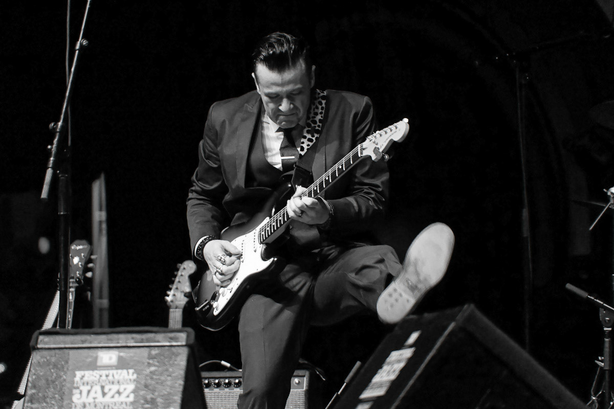 Patte en l'air - Michel Paquin