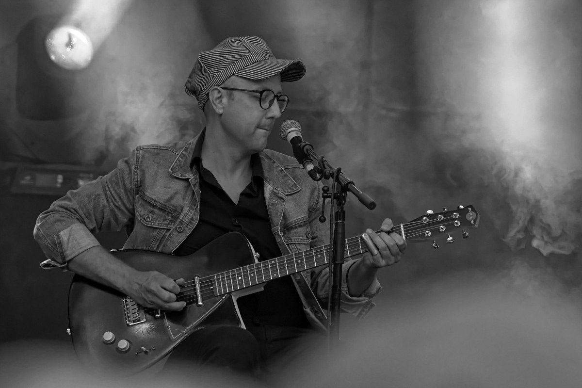 Guitariste de Blues - Michel Paquin