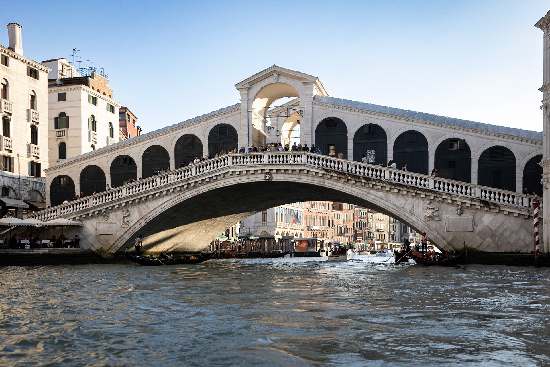 Rialtro Bridge on Grand Canal