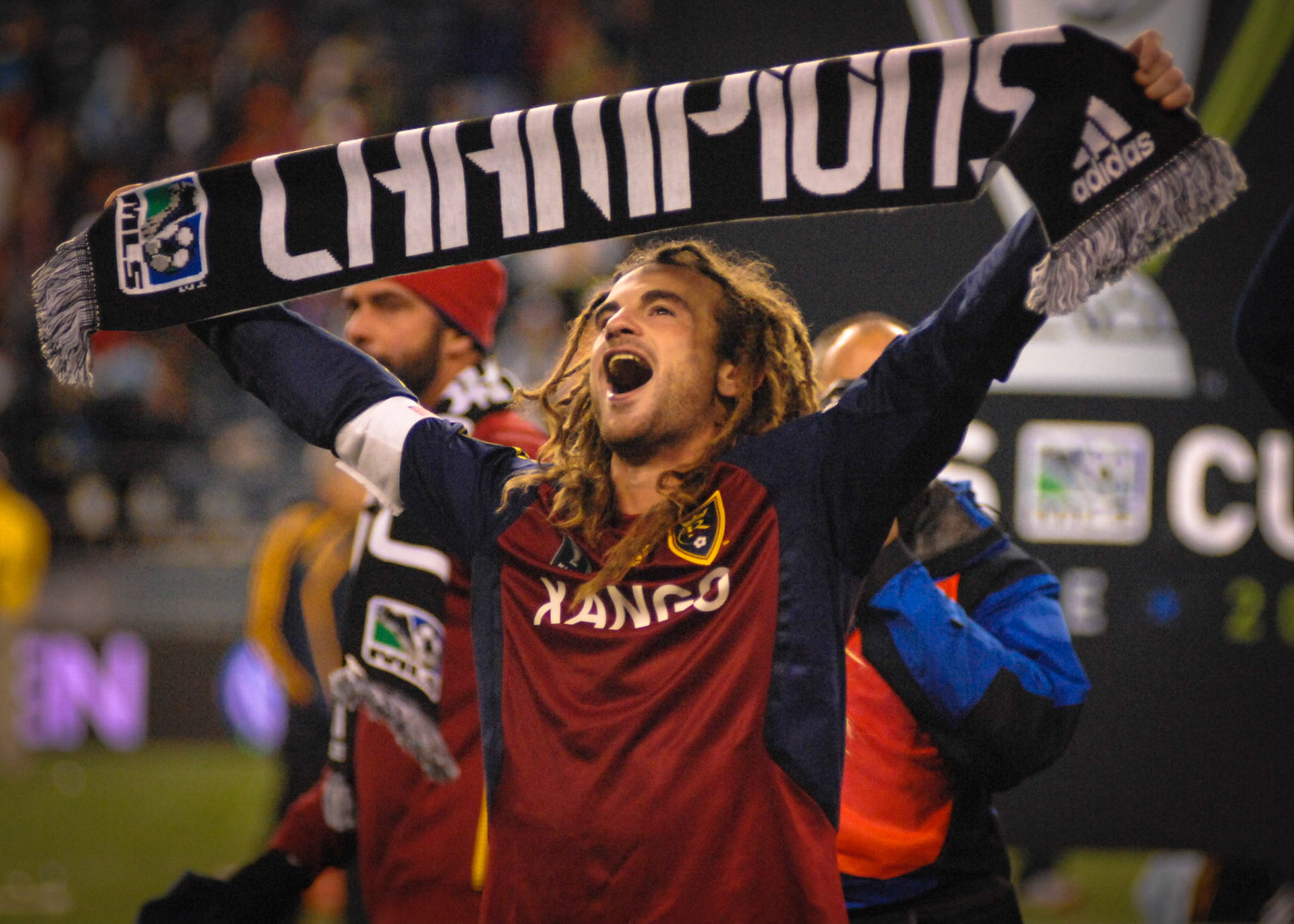 20091122: Los Angeles Galaxy vs Real Salt Lake, MLS Cup 2009  Qwest Field, Seattle, Washington, United States of America (Lens: 170 SS: 1/1000,  F2.8, D2X_6879.JPG, FocusMode AF-C,  ISO1600, Make: NIKON CORPORATION,  Model:NIKON D2X)