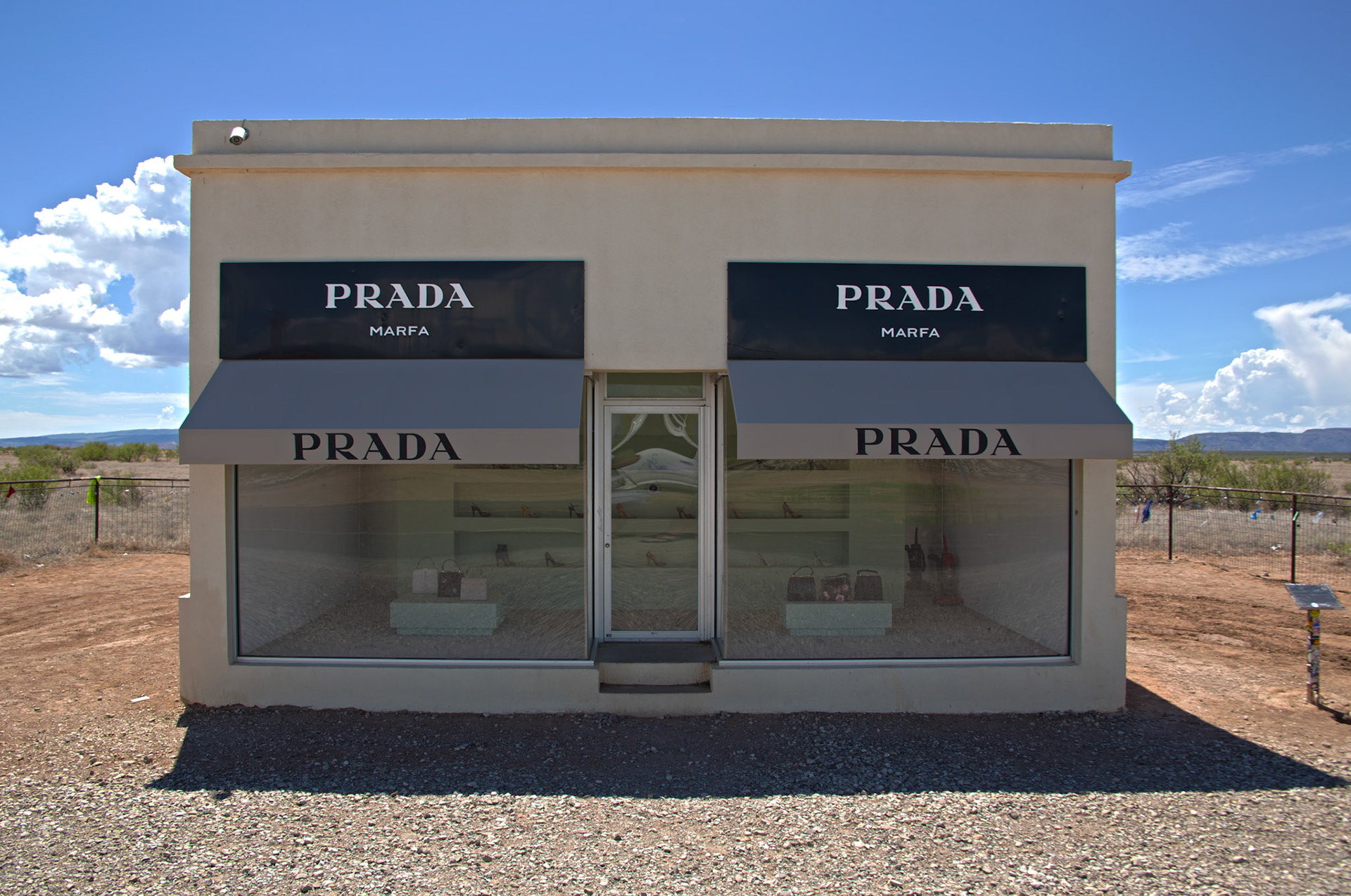 prada marfa