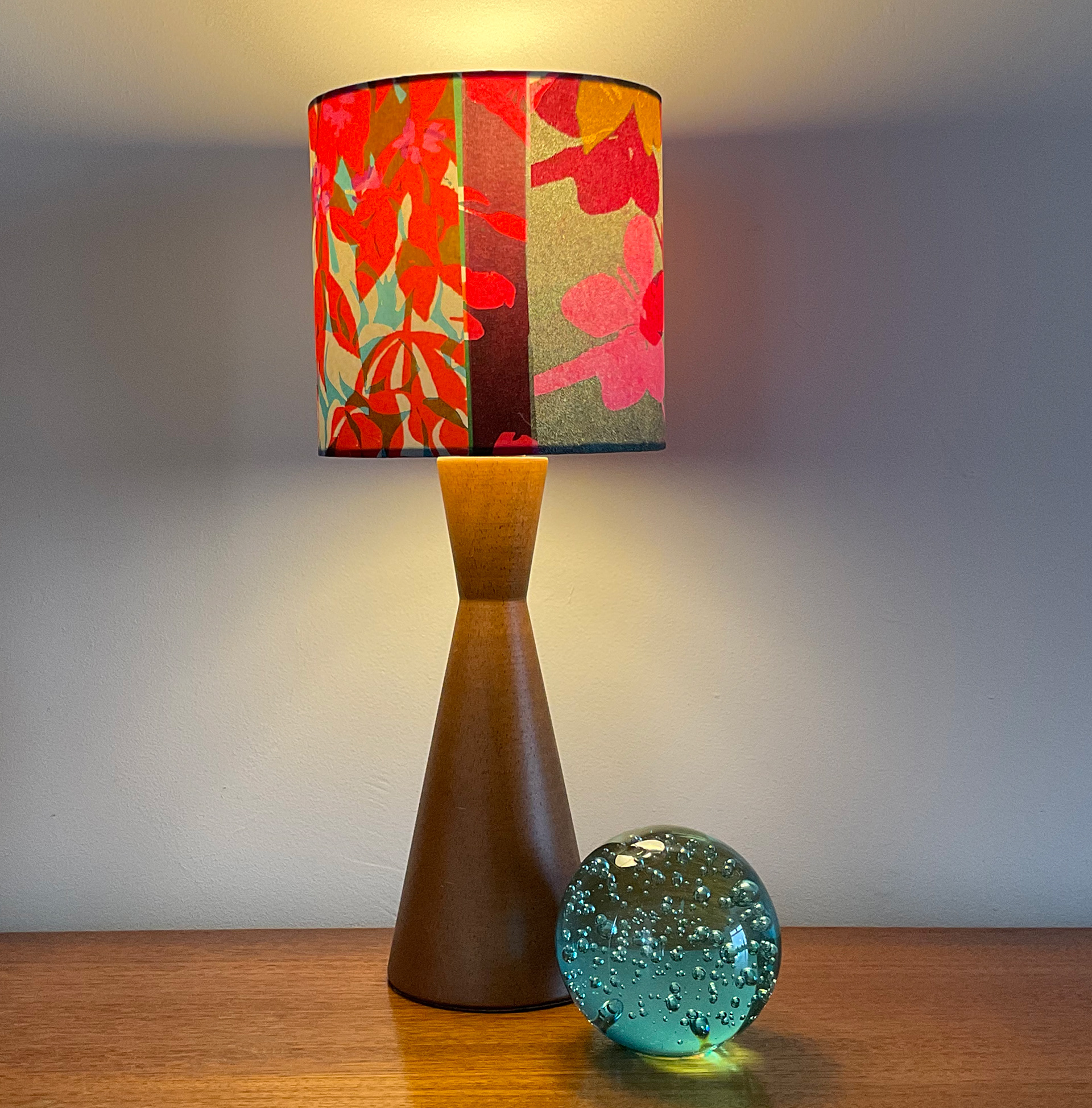 Red leaf abstract print drum lampshade, 15cm width