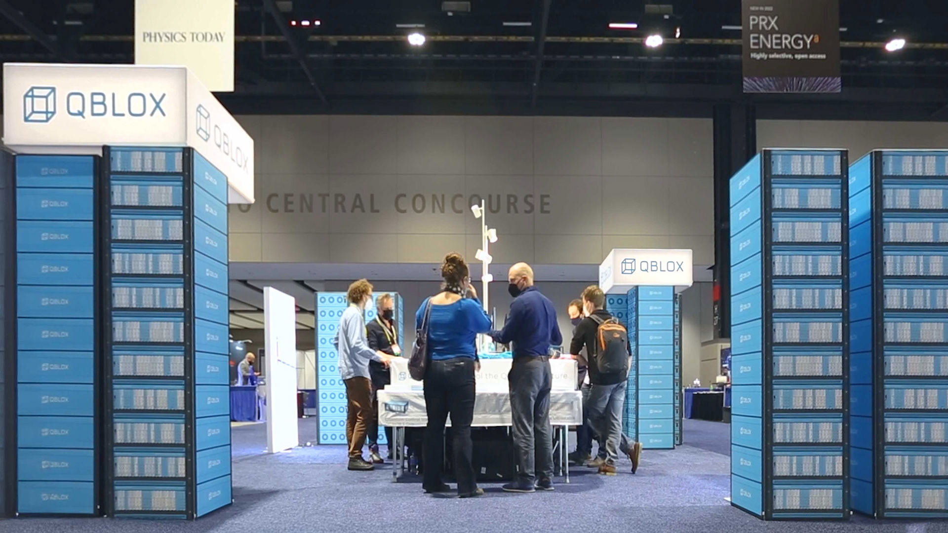 APS March Meeting Chicago 2022 - Qblox Island Pillar Booth Design by Wouter Geense