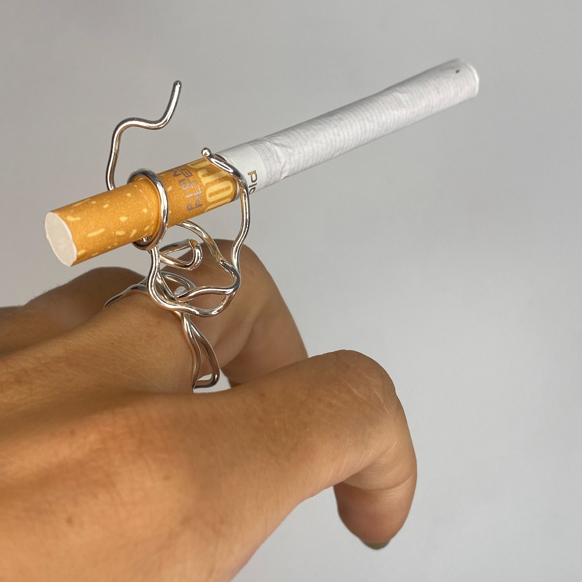 Cigarrette Holder Ring