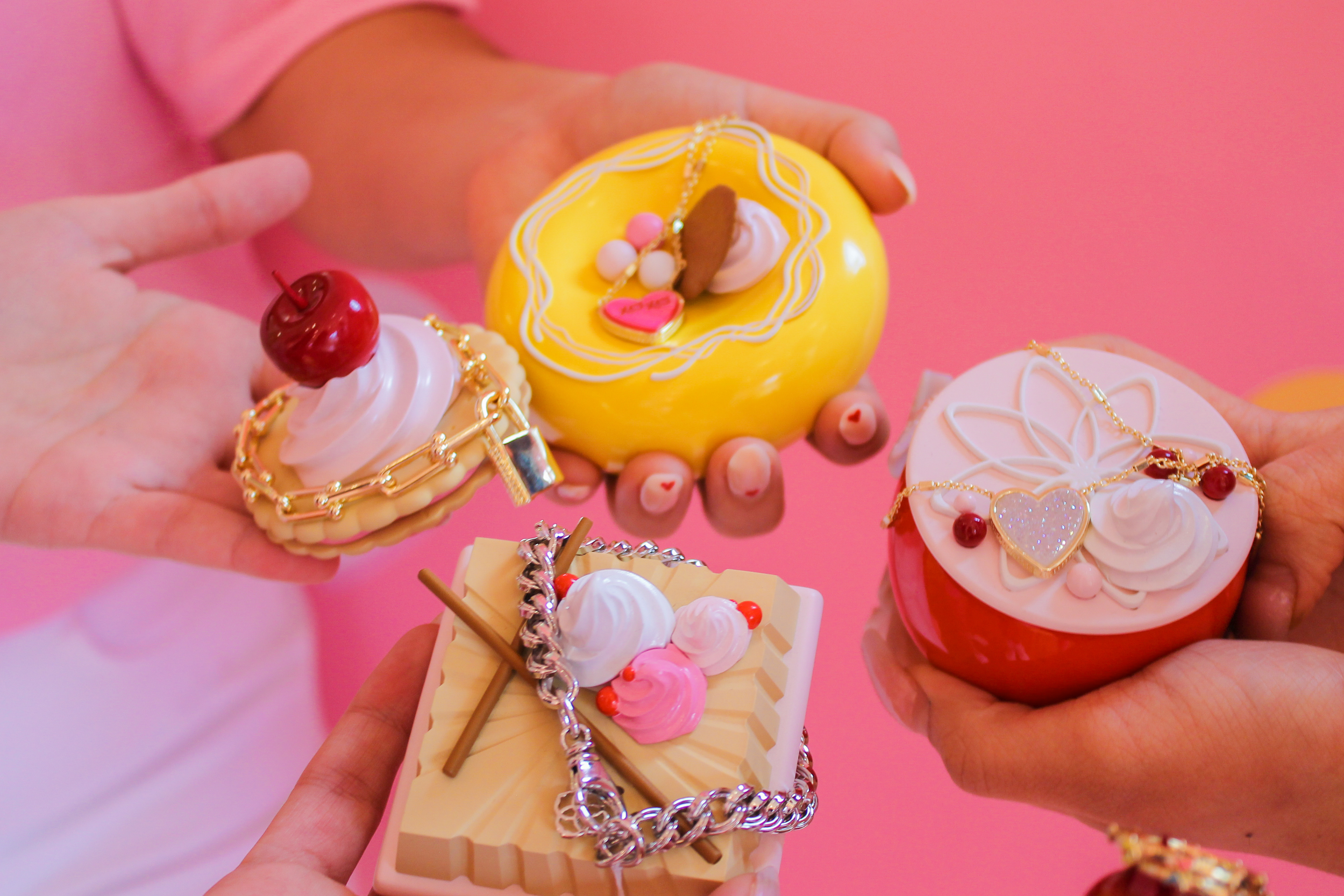 Kendra Scott x Museum of Ice Cream Valentine's