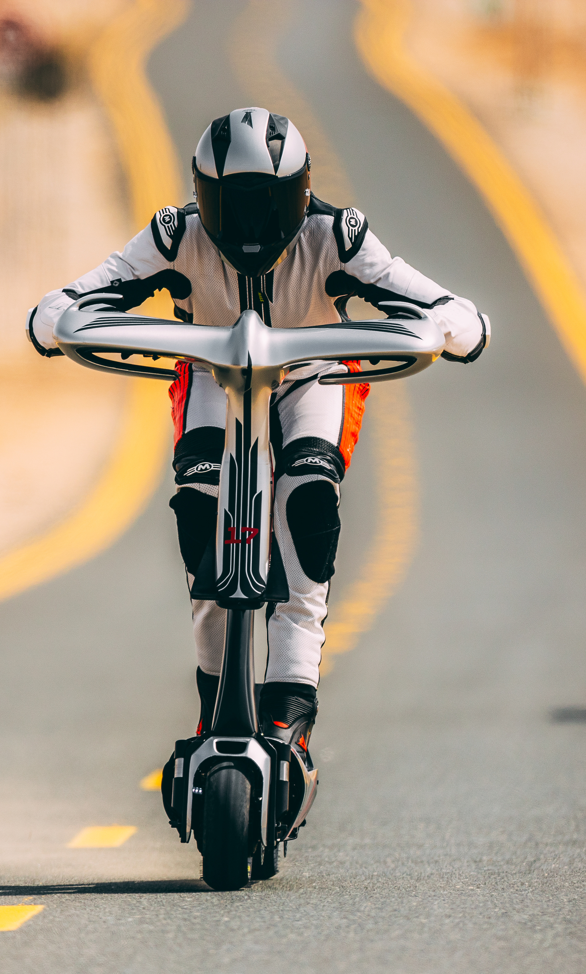 Photo by Naim Chidiac