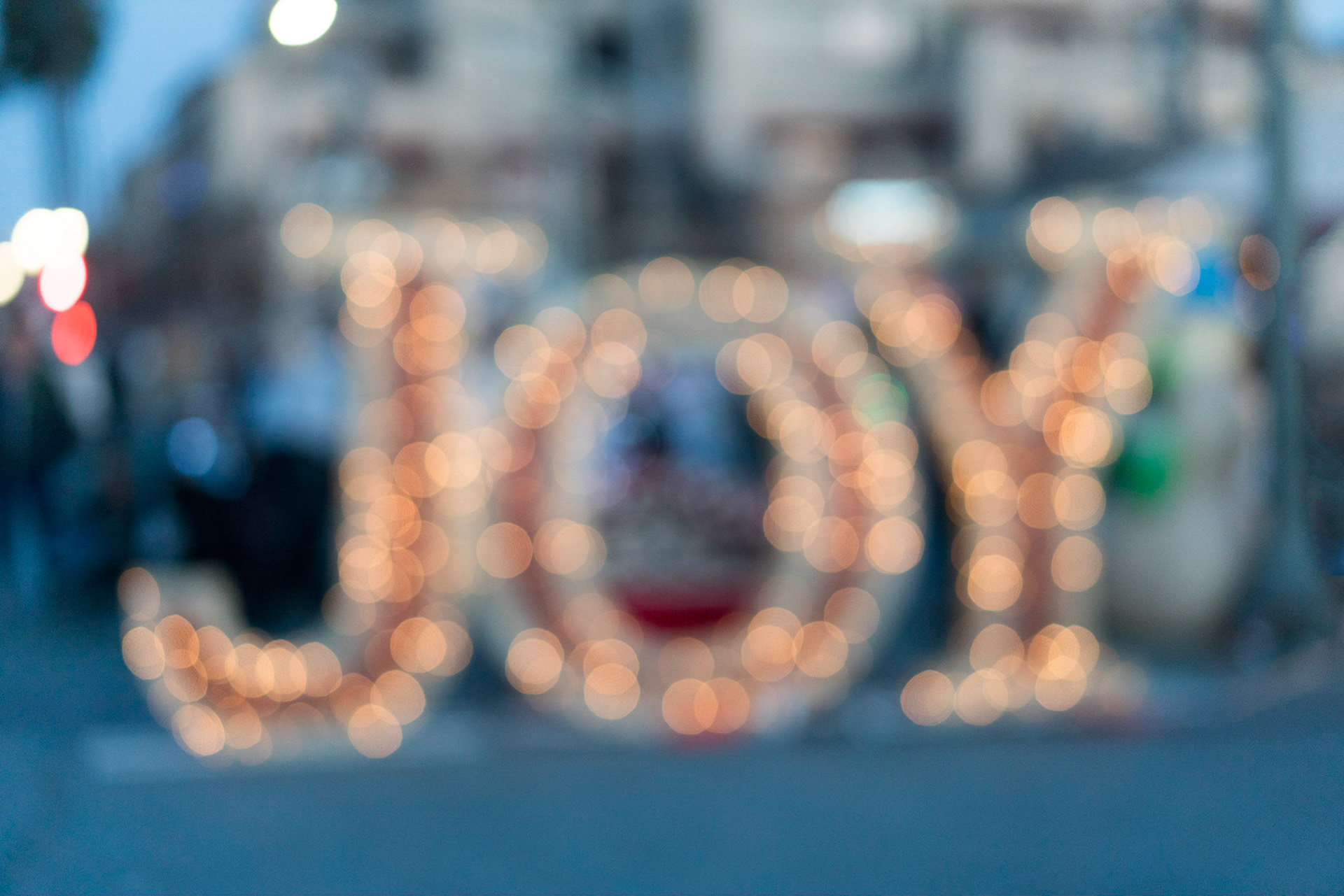 ‘Light of Love’ Parade at benefit for youth shelter