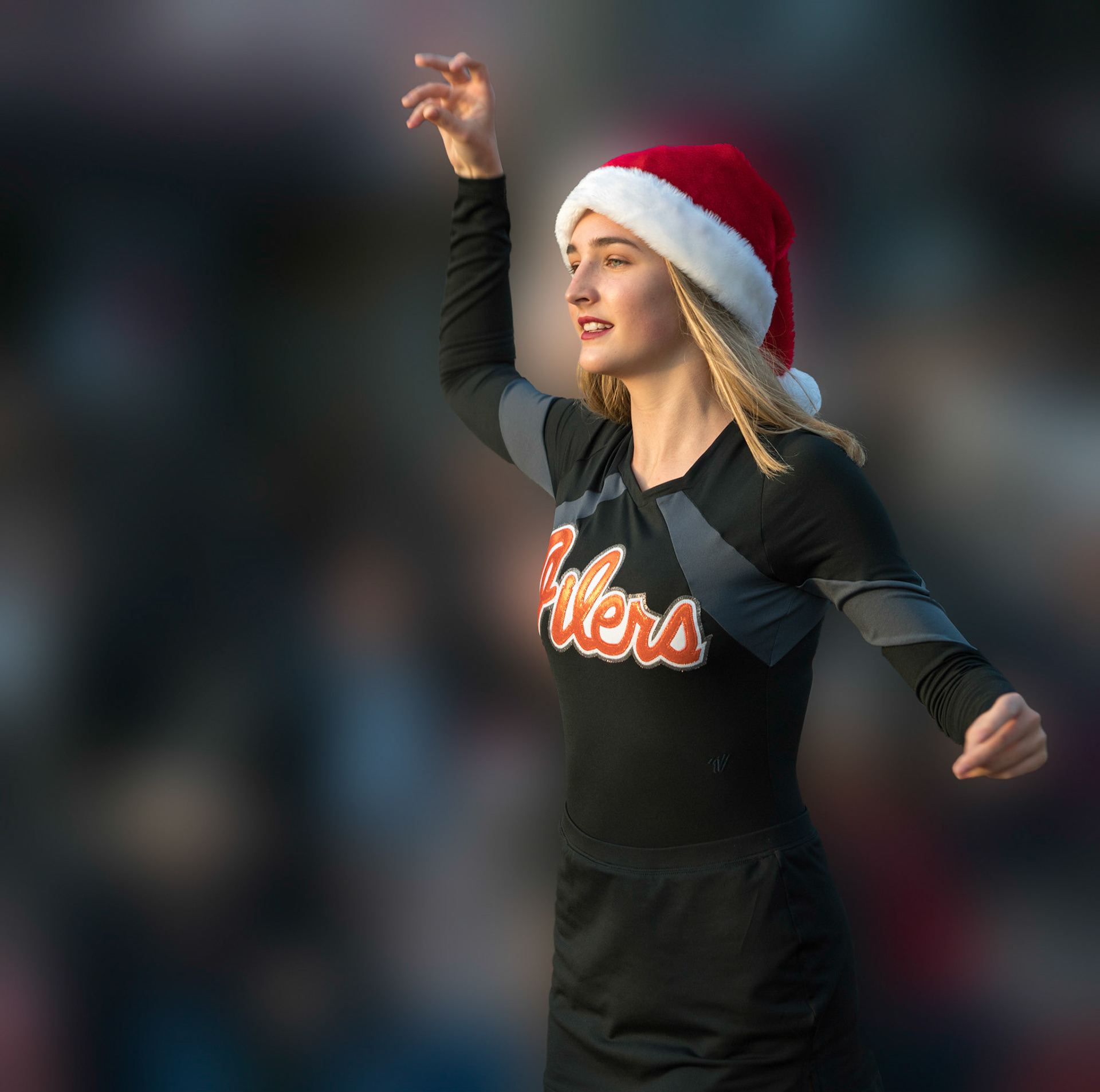 ‘Light of Love’ Parade at benefit for youth shelter