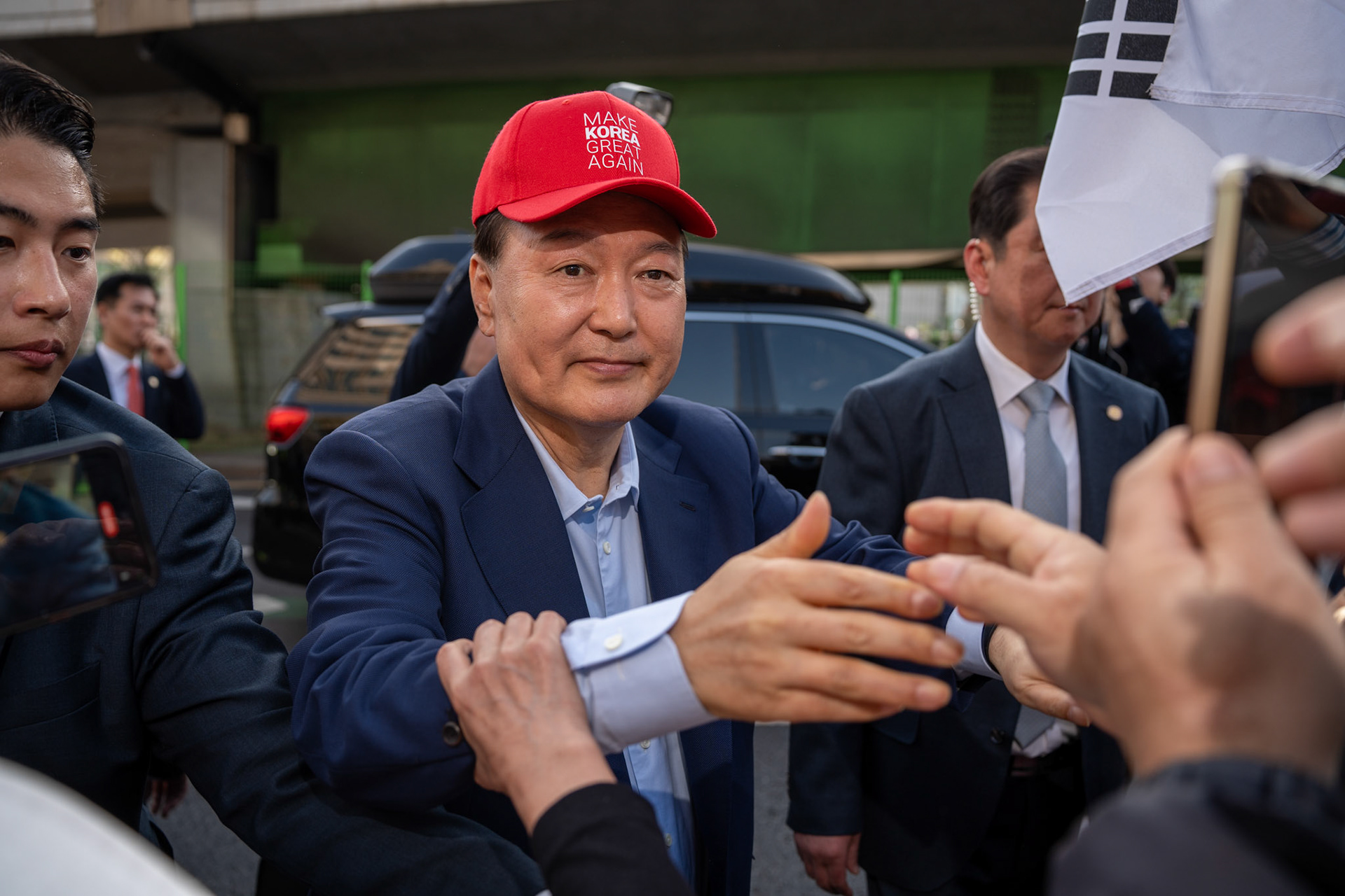 Impeached South Korean President Yoon Suk Yeol Departs Official Residence After Ruling